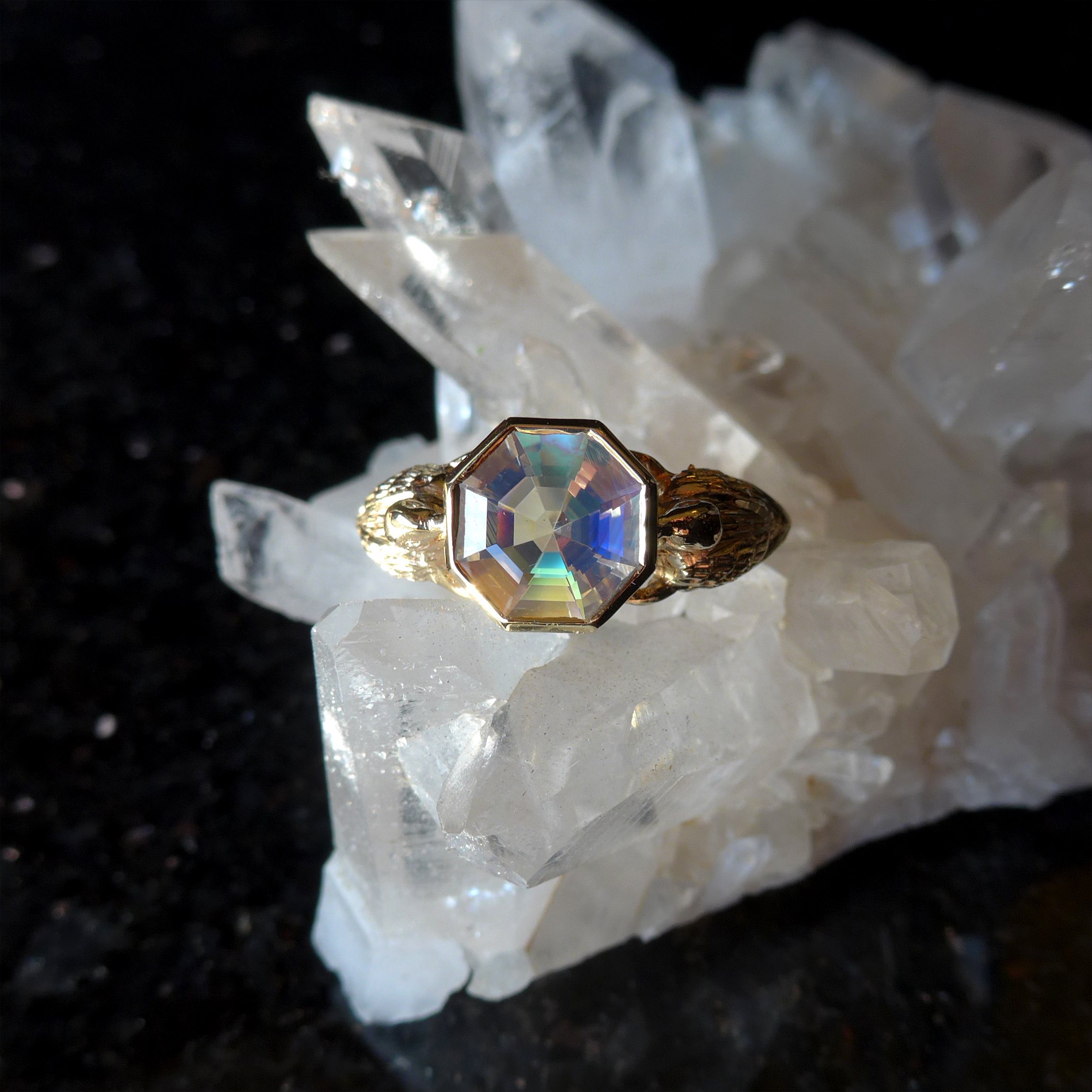 Avis Amor - Faceted Moonstone