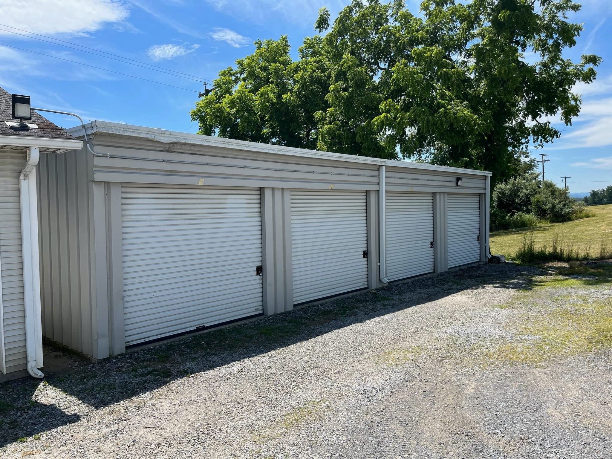 MiniStorage1.jpg