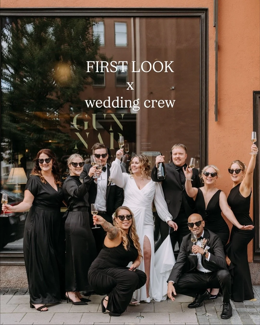 Miksei toteuttaiskin first lookia koko h&auml;&auml;seurueen kanssa?! 🤩 Saadaan kunnon s&auml;pin&auml; k&auml;yntiin heti aamusta 😎 Taustalla soi Gasellien Tilanne p&auml;&auml;l ja sit mentiin.

Pient&auml; liikenteenh&auml;irint&auml;&auml; piti