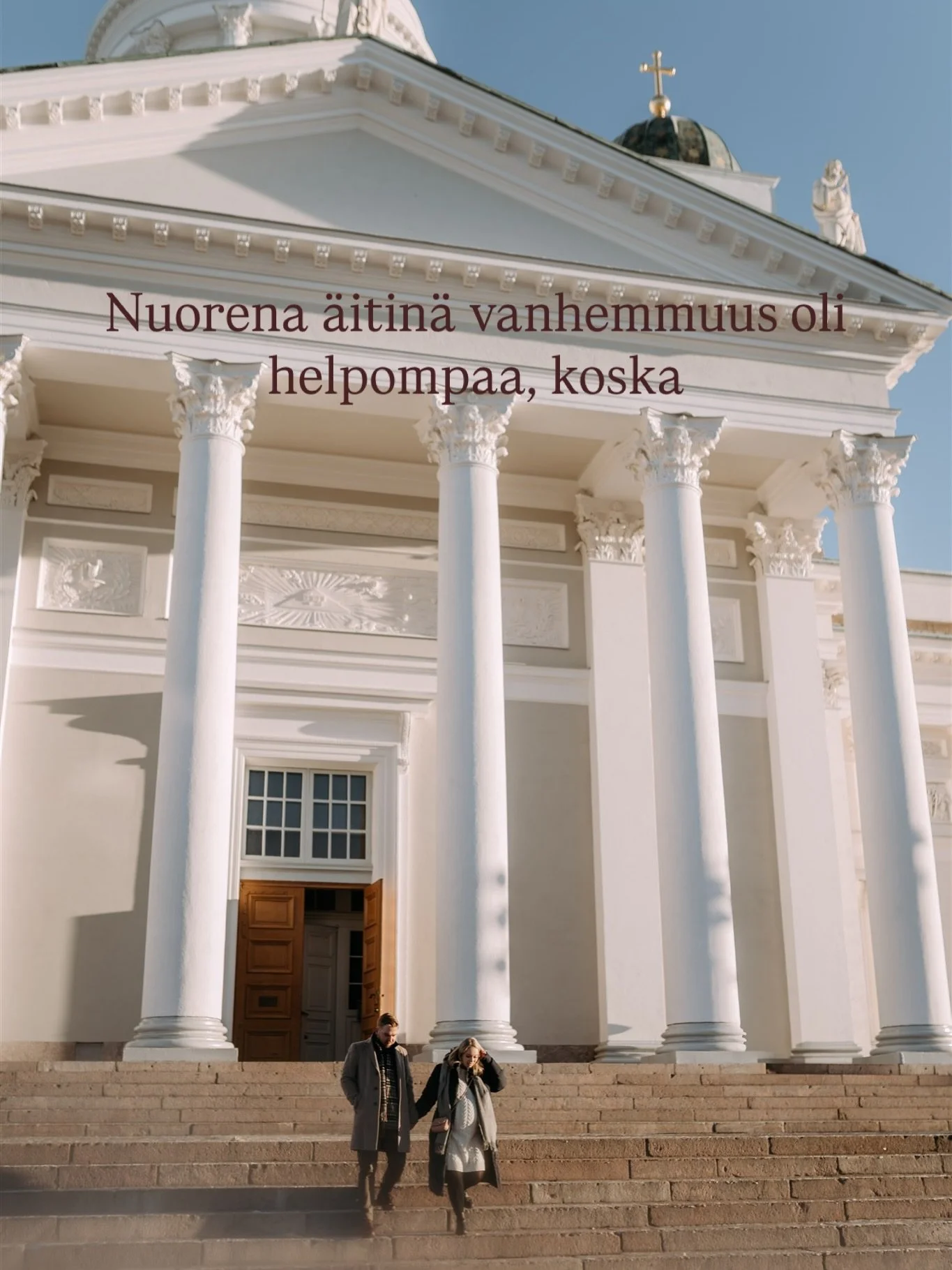 Olin 21, kun alettiin odottaa Enni&auml;. Oon monesti miettinyt, et jos oltais oltu vanhempia, niin se el&auml;m&auml;nmuutos olis ehk&auml; ollut jopa isompi. Eih&auml;n me oltu kauaa ehditty muutenkaan el&auml;&auml; &rdquo;aikuisten el&auml;m&auml