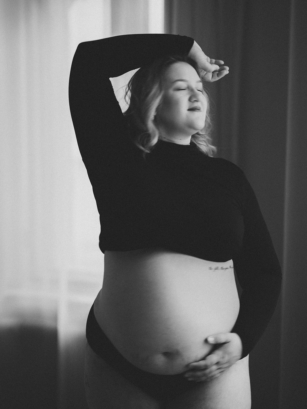 Sain just mun er&auml;&auml;lt&auml; vanhalta h&auml;&auml;asiakkaalta viestin, et he odottaa vihdoin vauvaa!! 🥹 Se on aina yht&auml; liikuttavaa ja saa mulle kyyneleet nousemaan silmiin.. 👶🏼 

Ensinn&auml;kin tietysti sen vuoksi, ett&auml; raskau