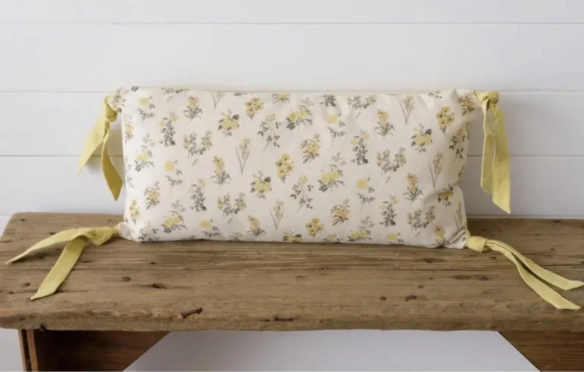 Vintage Cottage Style Accent Pillow