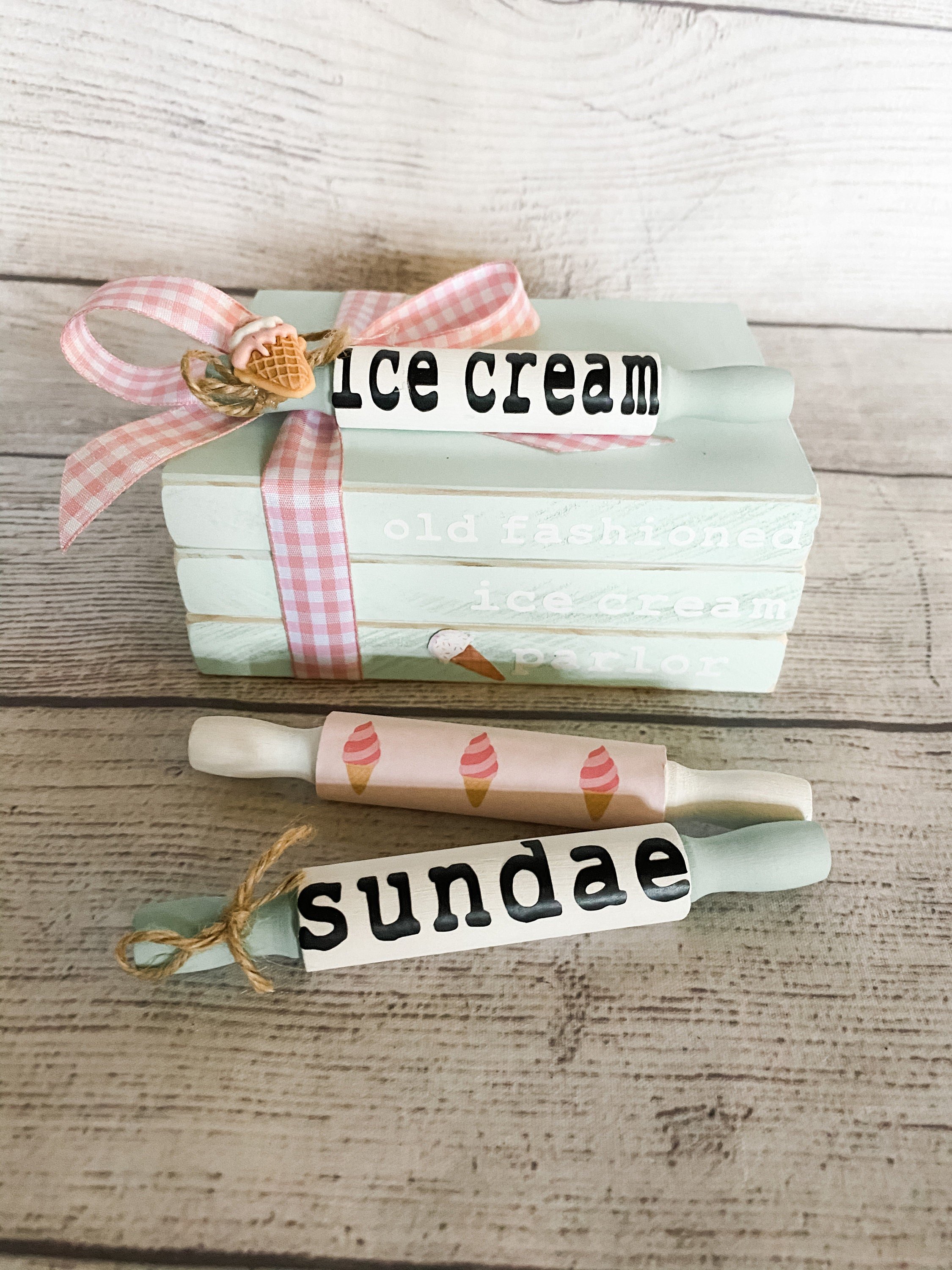 https://i.etsystatic.com/22043648/r/il/d0b7d4/3022397613/il_fullxfull.3022397613_9vab.jpg