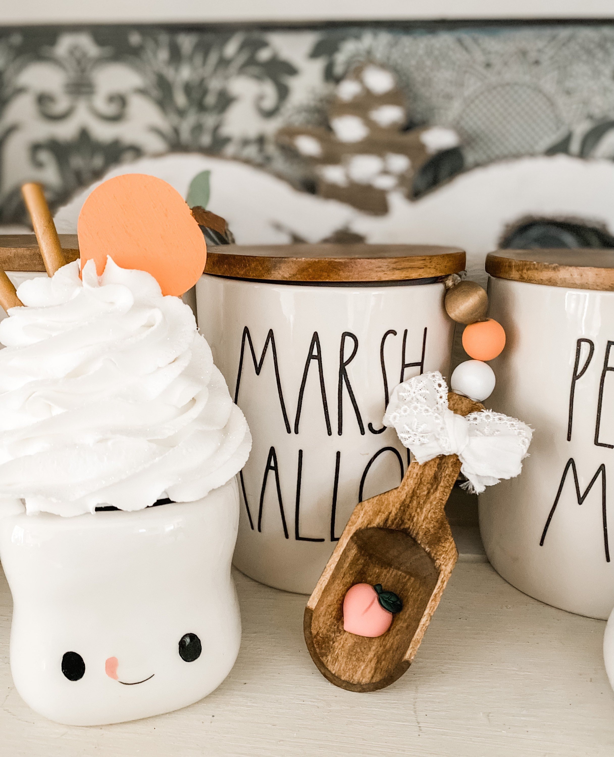 Peach scoop garland for peach decor, peach tier tray, canisters, spring decor, summer decor, Rae dunn