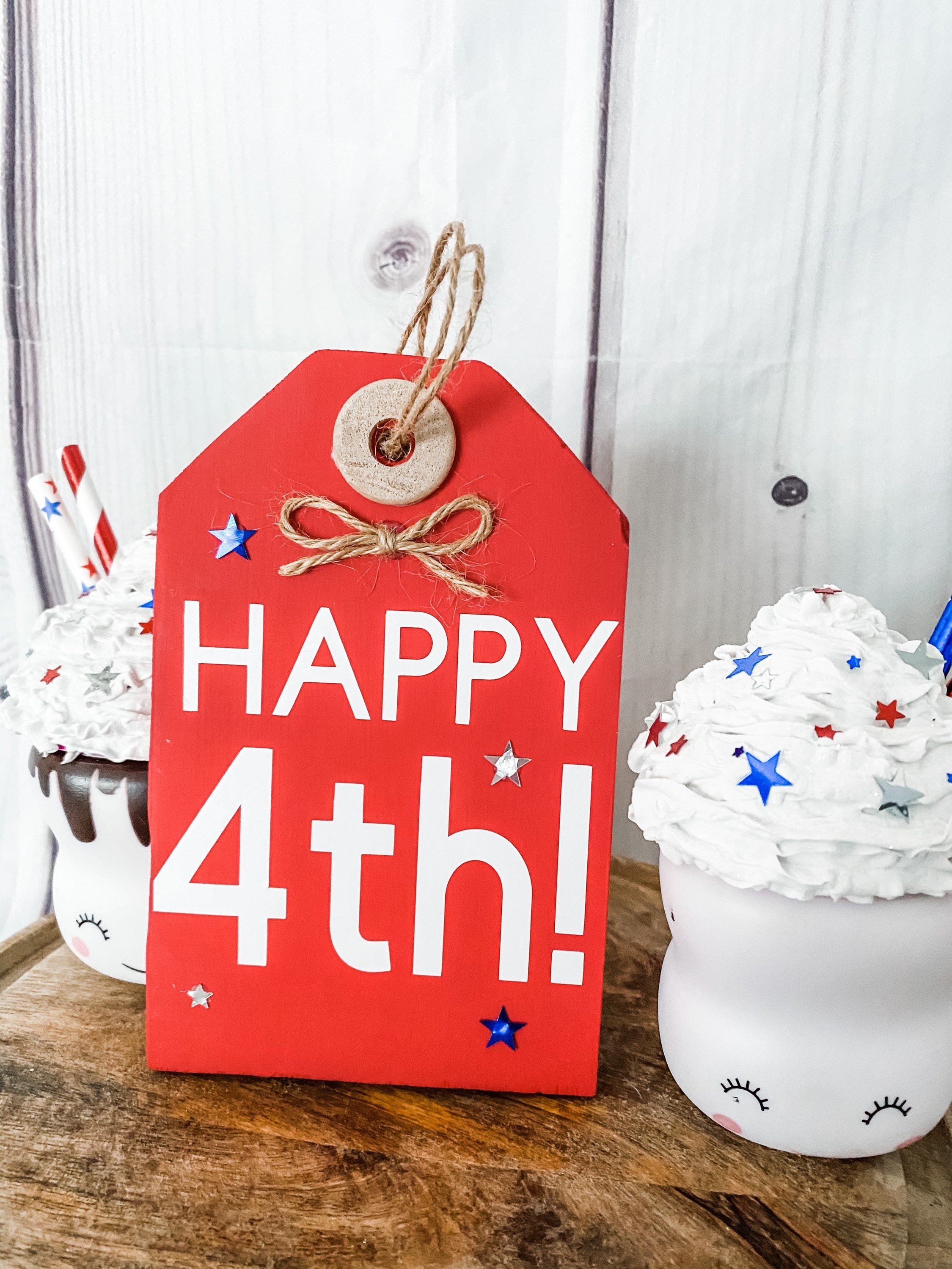 fourth of july, fourth of july wooden tag, patriotic, tiered tray, tiered tray decor