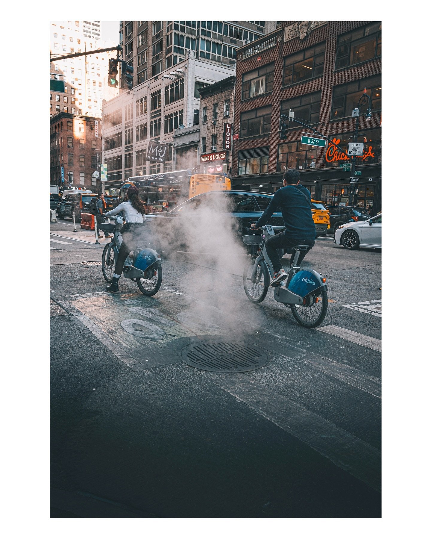 .
.
.
.
#nikongreece #nikoneurope #nikondach #streetphotography 

#nikonphotography #nikonz #zcreators #nikonz5

#opticalwander 

#city #nyc #streetstyle #streetphotography 

#igtravel #igdaily #instagrammers #igers #instalove #instamood #instagood #
