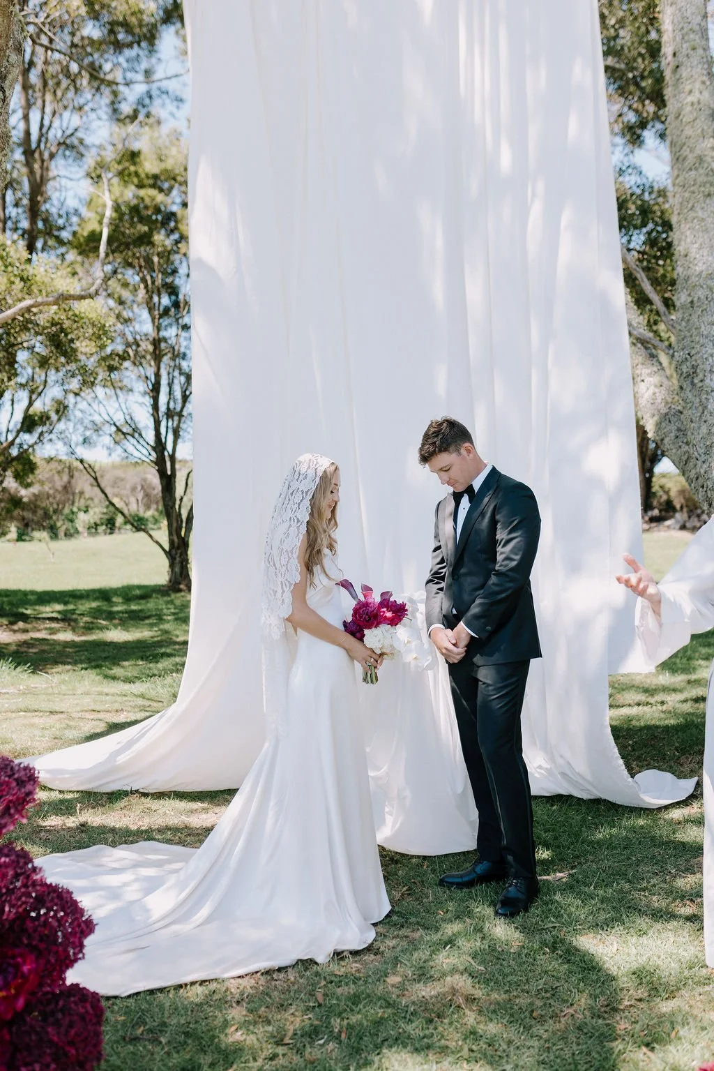 lvr-bridal-wedding-ceremony-floral-styling.jpg