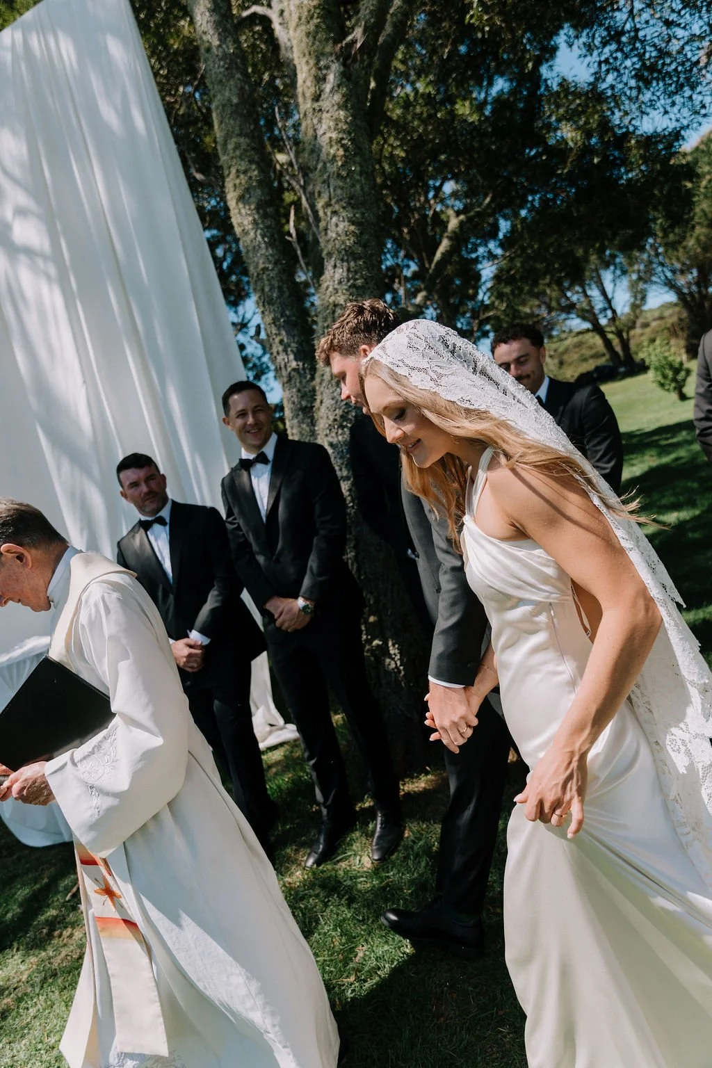 lvr-bridal-waiheke-wedding-ceremony.jpg