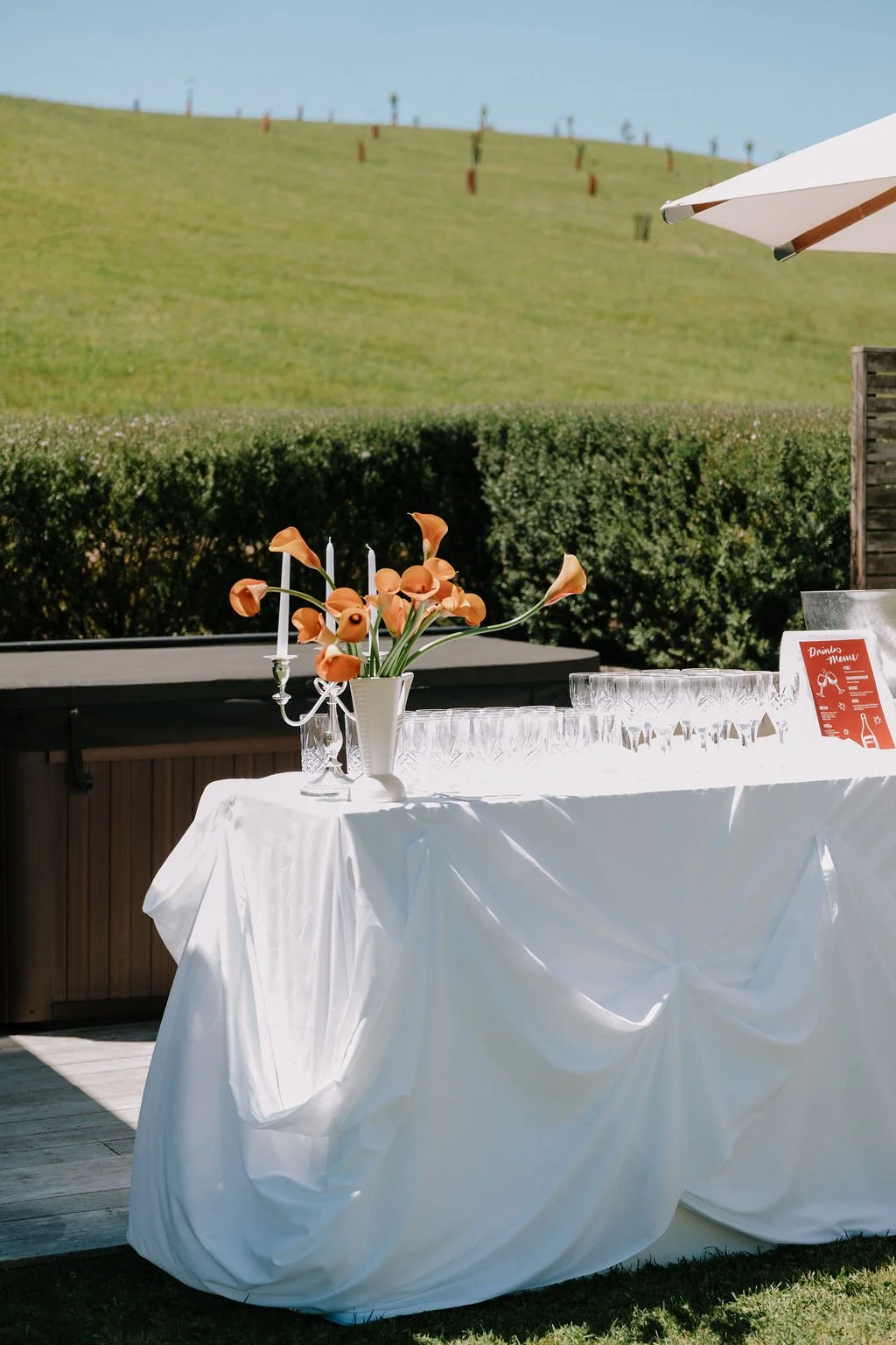 lvr-bridal-wedding-reception-floral-styling.jpg
