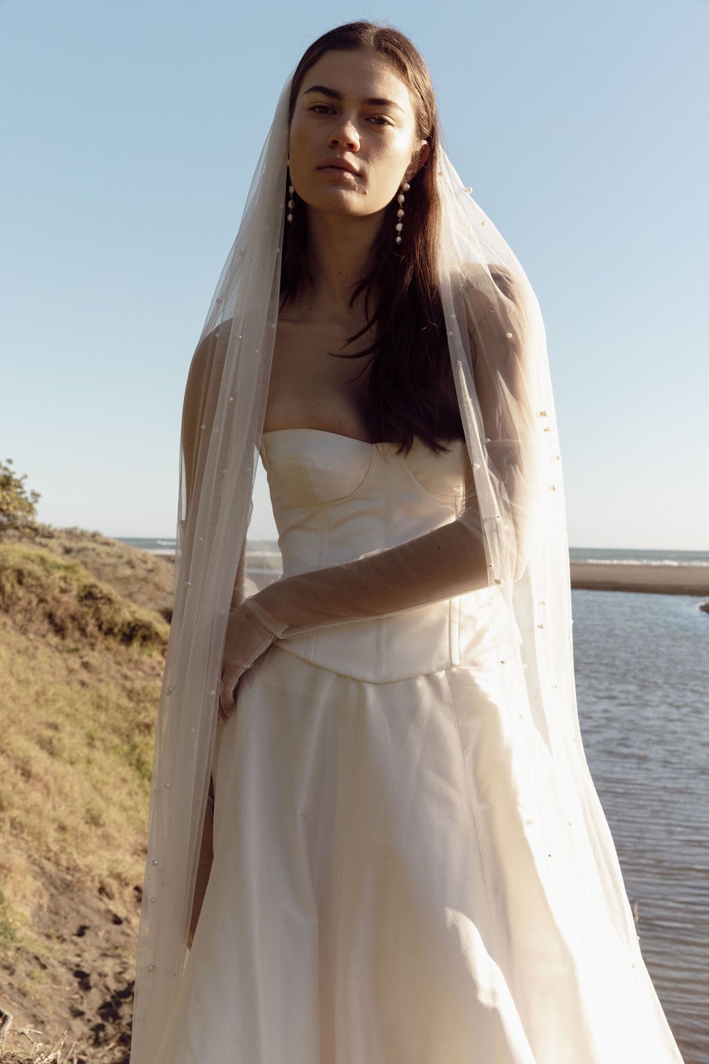PEARL VEIL