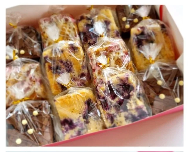 Wedding favour cookies and sweet treats by My Heavenly Cakes Cambridge