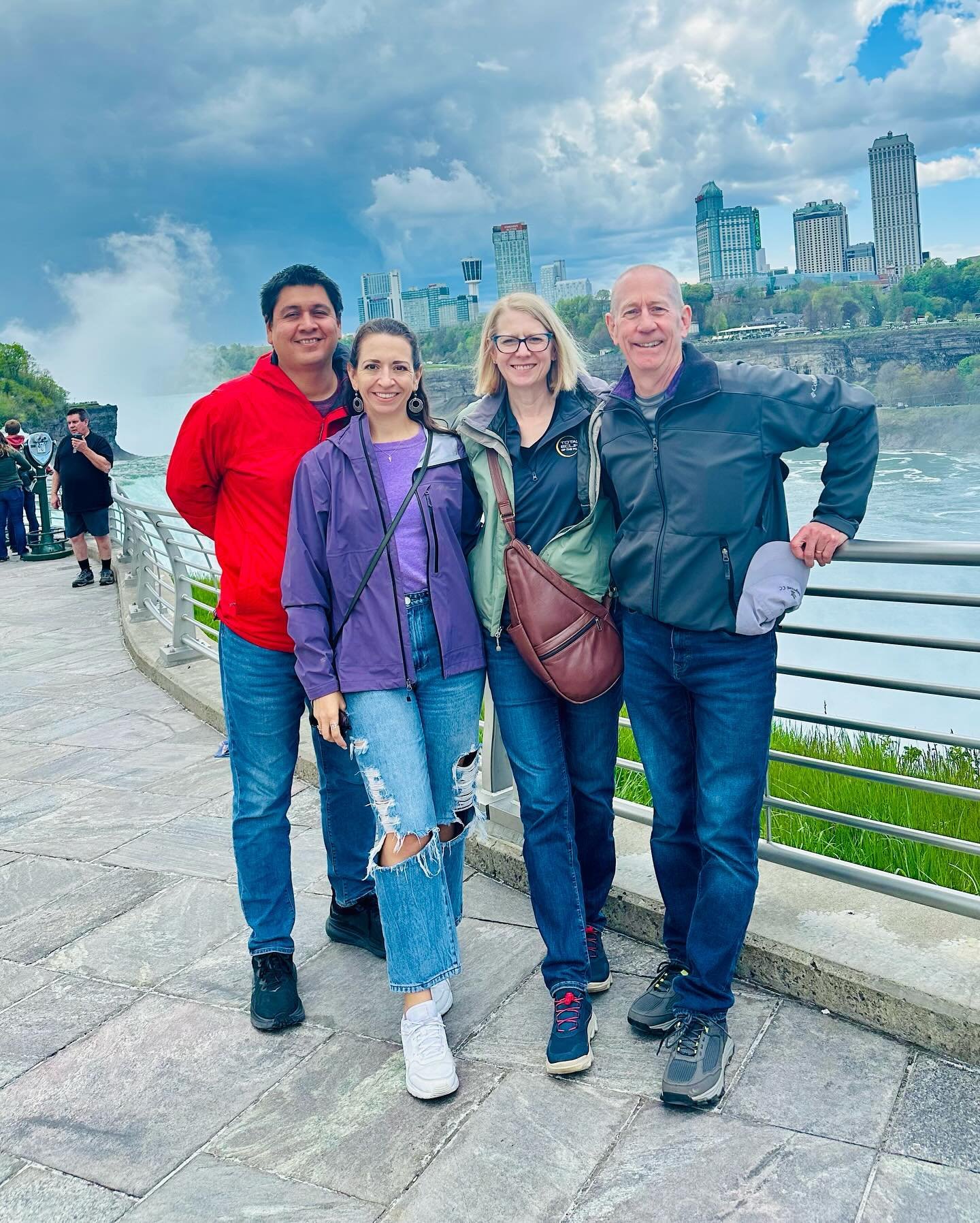 An amazing week working remotely, seeing my aunt and uncle, my brother and sister in law and the beauty of upstate New York for the first time. Allan, Heidi, Alex, Chelsie - thanks for the hospitality, laughs, and great food! 🤩🤩🤩
