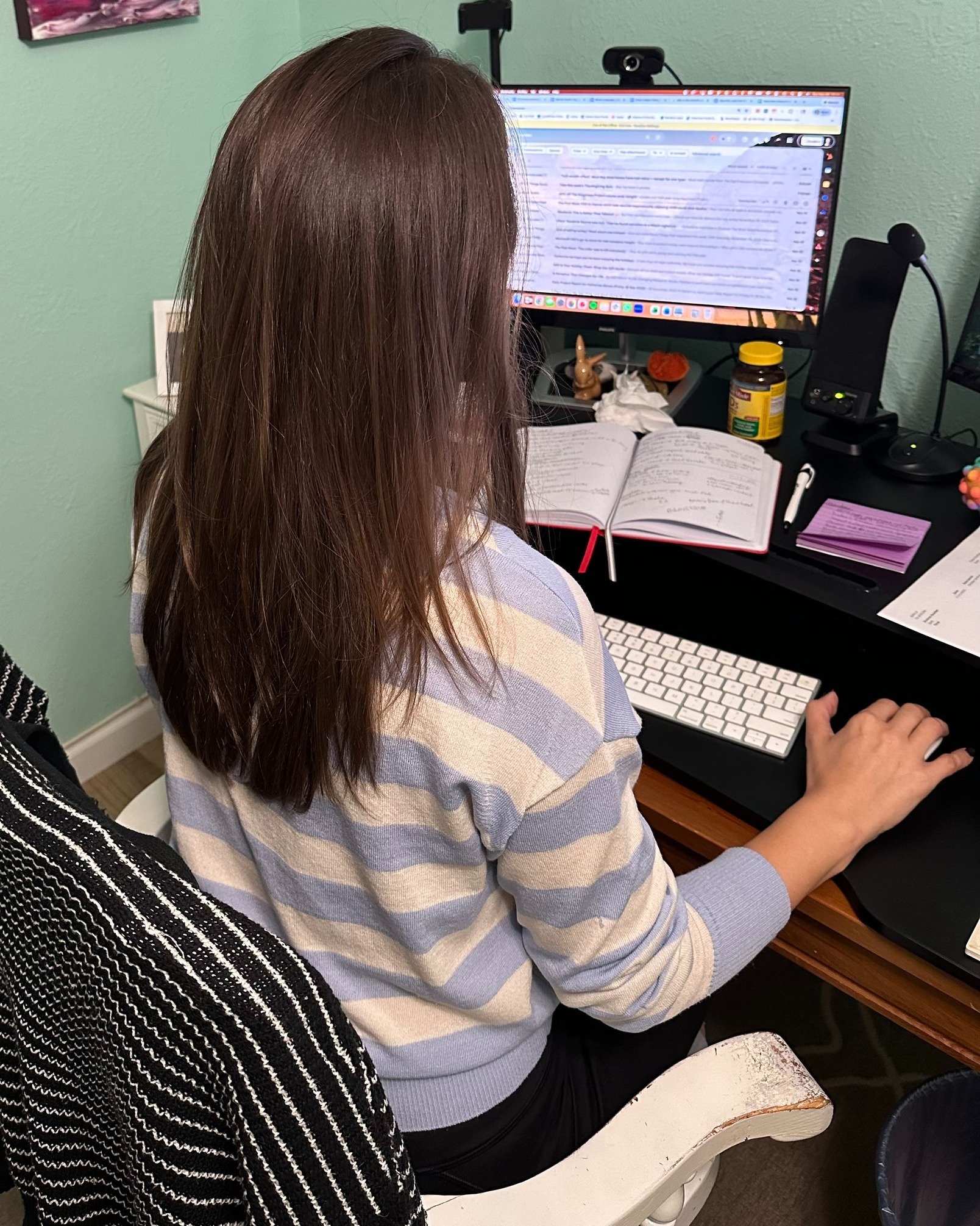 I learned a new word while proofreading my book, and it&rsquo;s been on my mind ever since.

Eggcorn.

A word or phrase that sounds right, but isn&rsquo;t.
Like saying &ldquo;hone in&rdquo; when the correct phrase is &ldquo;home in&rdquo; (which was 