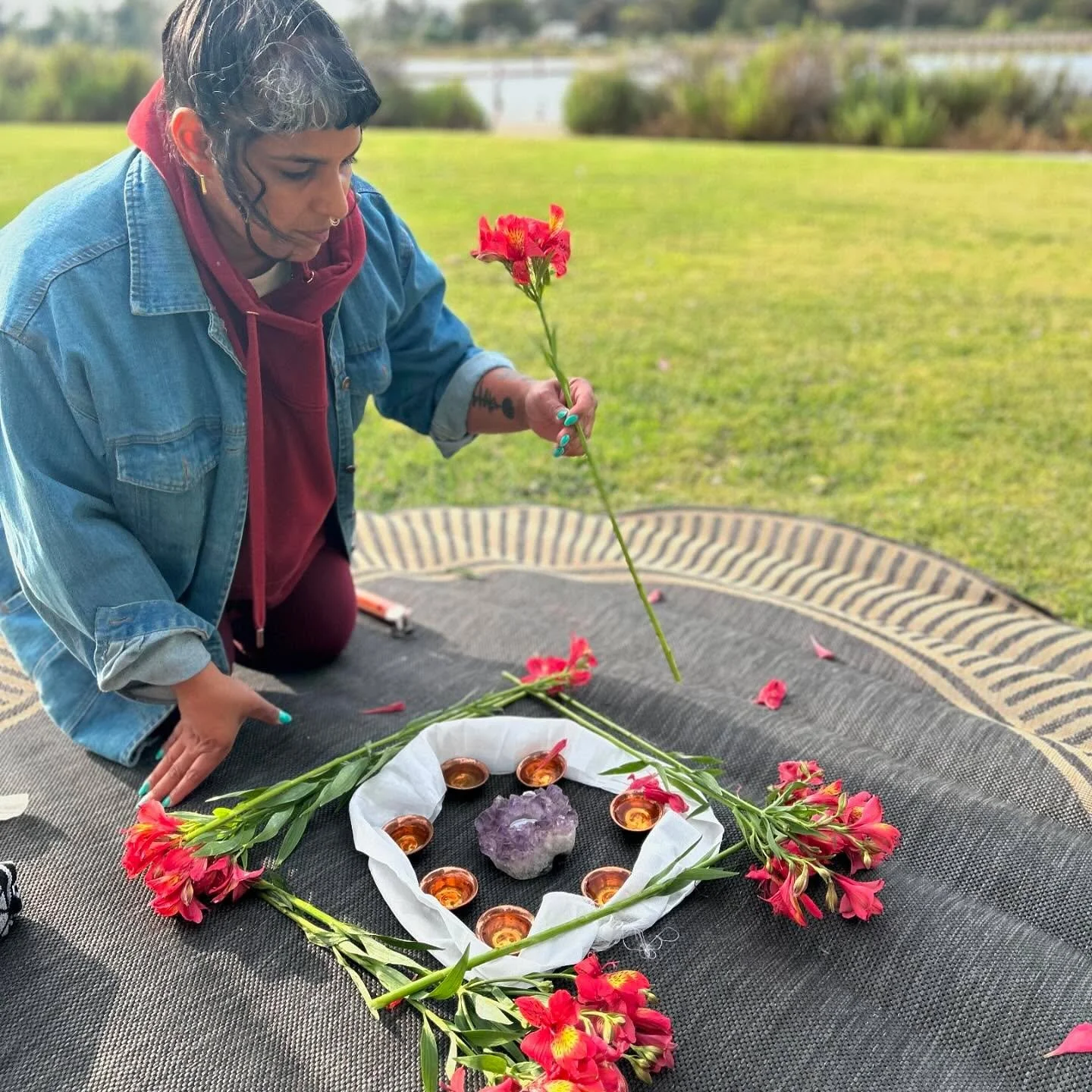 Elemental Joy starting in the first week of pride month and with all QTBIPOC (+ BIPOC allies) was soooo sweet &amp; nourishing! I love that this will be a non-corporate community space for us during this month where we can BE together ✨

Before every