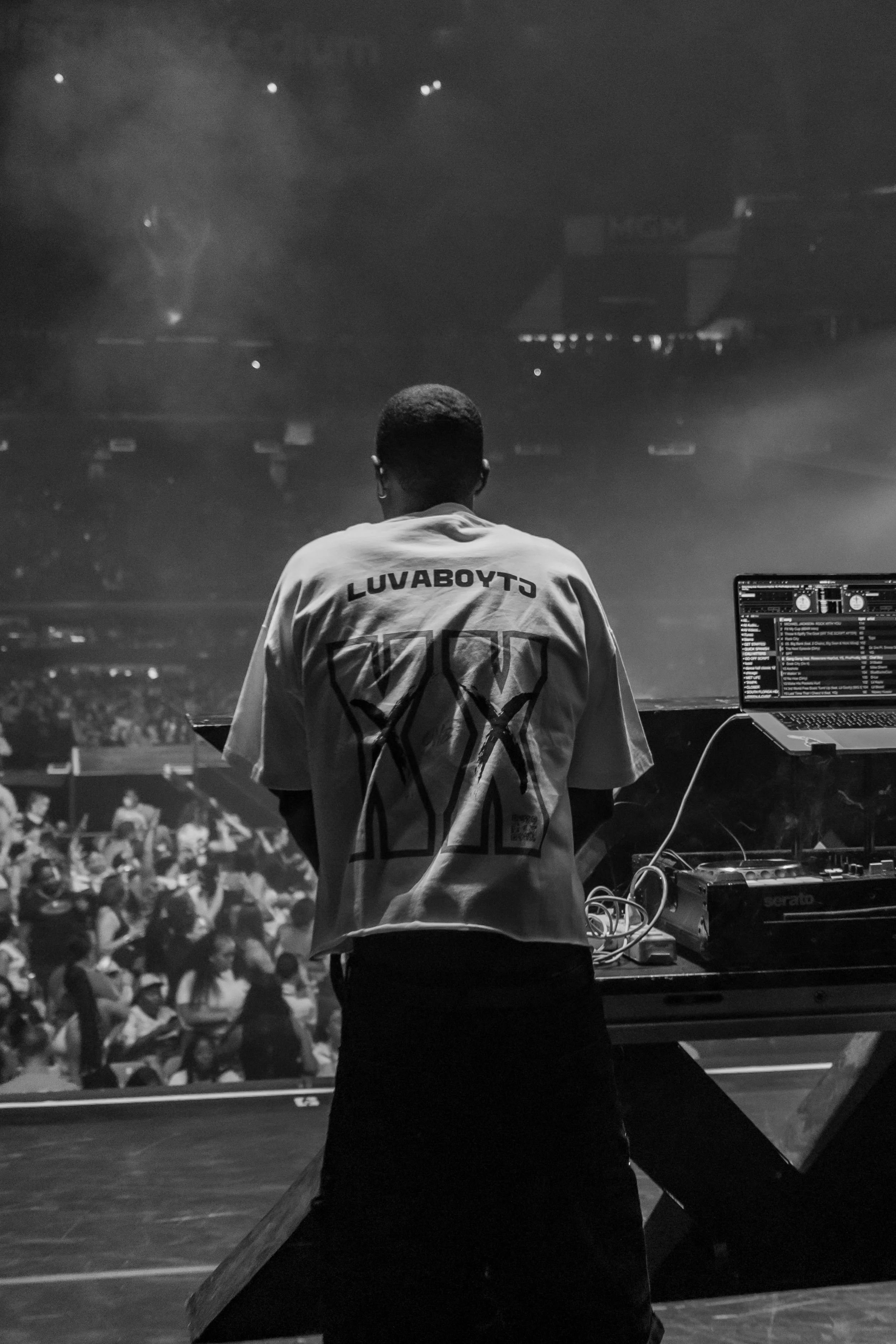 CUSTOM MUSIC PRODUCTION