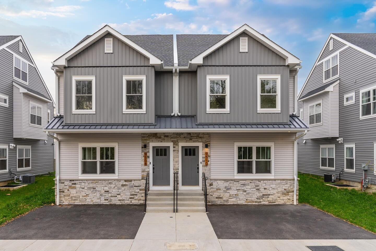 Torresdale Manor by @zatosinvestments really brought us back to our roots of working with a combination of vinyl and pvc on suburban-style homes. 
 
This community of 30 luxury townhomes received a proper XLeum treatment over the last year and is now