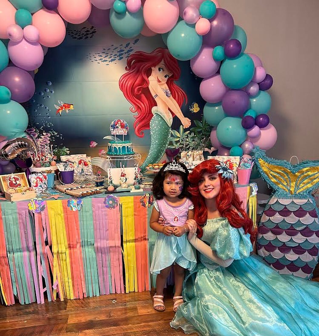 Happy Birthday Bella! 🧜🏻&zwj;♀️ 
This little mermaid was so sweet 🥰💗 

&bull;

&bull;

&bull;
@little_champs_mom 

#parties #princessparties #classicprincessparties #turlock #modesto #ariel #thelittlemermaid #partyentertainer #facepainting #stock