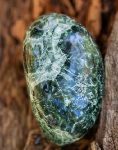 Seraphinite