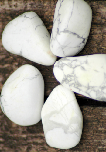 Howlite
