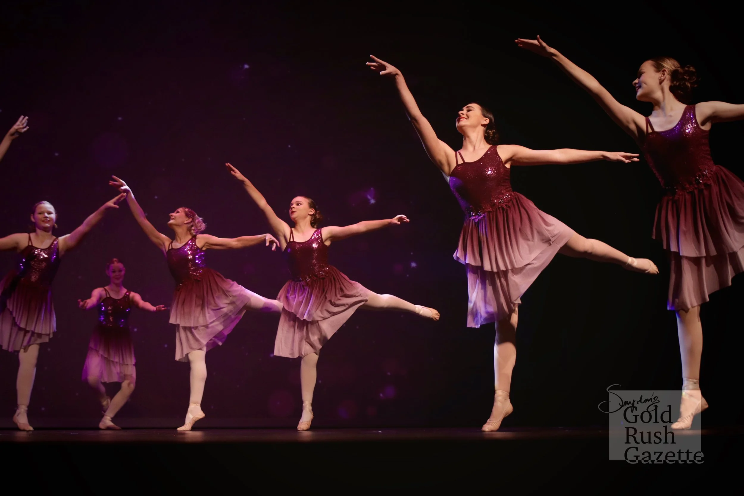 The Gold City Dance Concert 'Mix It Up' at the World Theatre (2022)