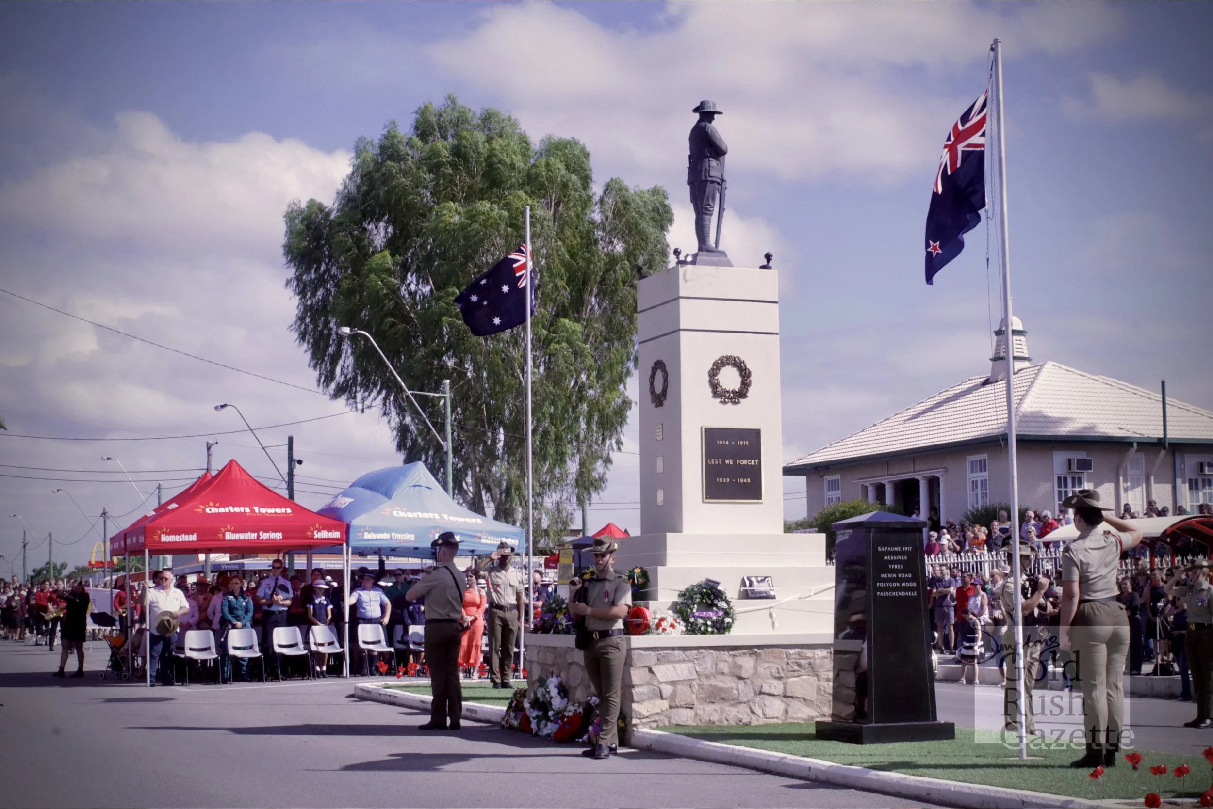 2023 ANZAC DAY Commemorative March & Service at the Charters Towers War Memorial Cenotaph