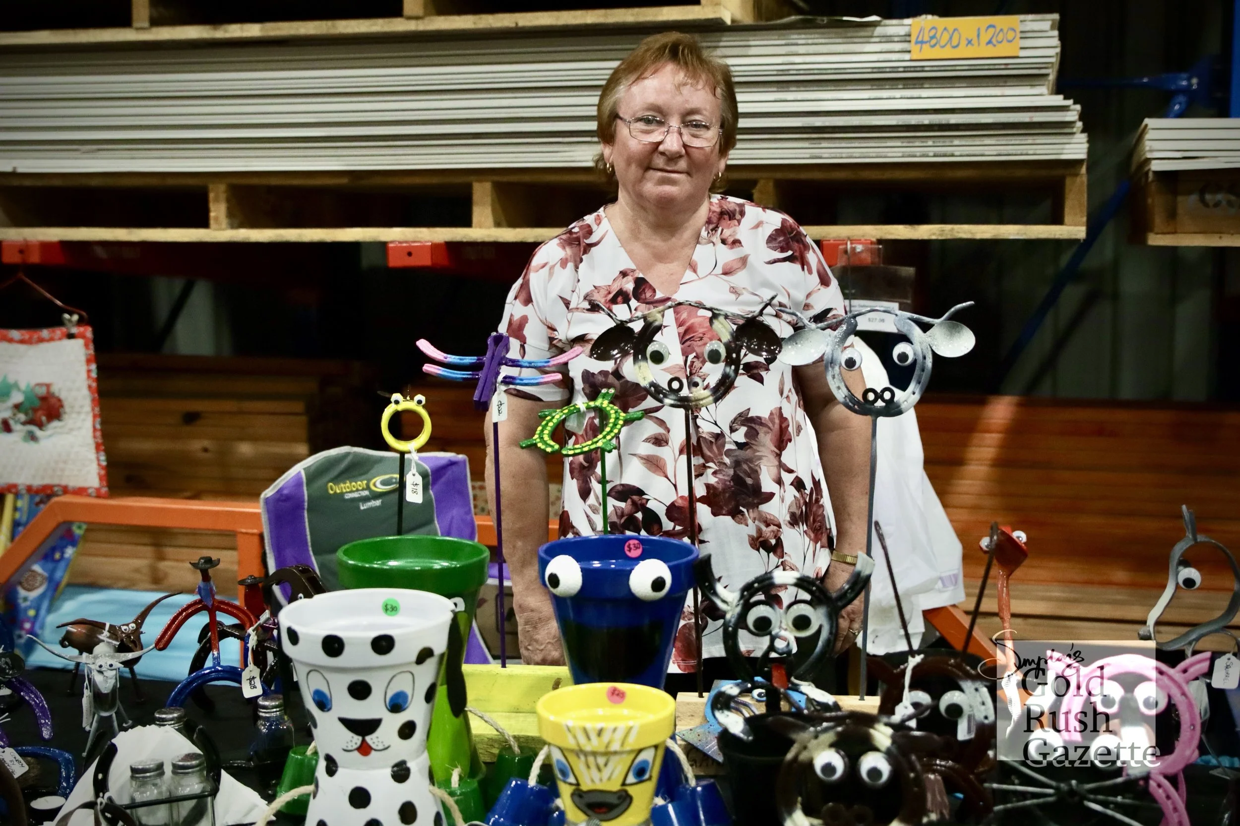 Stalls at the 2024 Hollimans Mitre 10 Christmas Markets at Goldtower Central