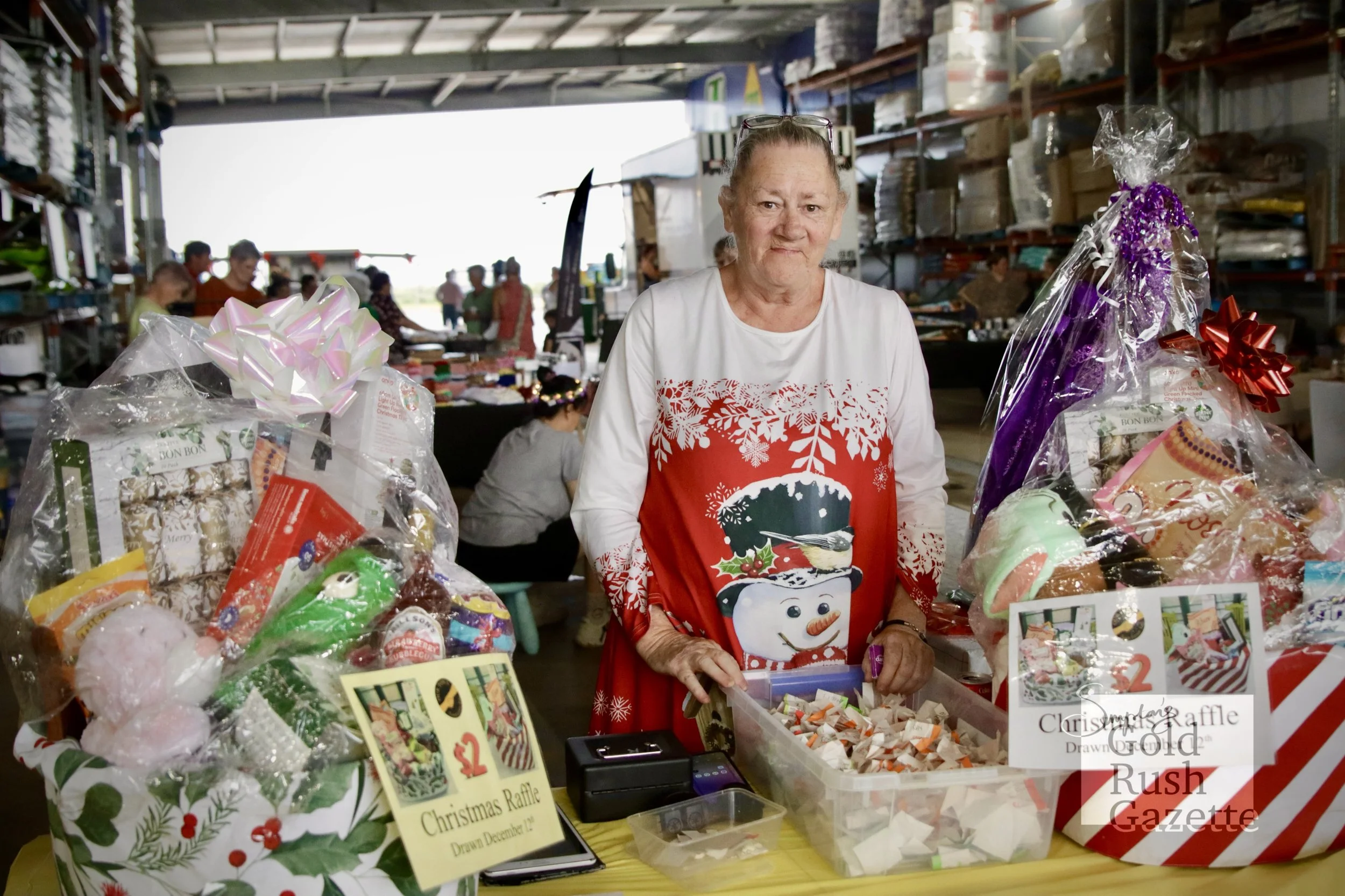 Stalls at the 2024 Hollimans Mitre 10 Christmas Markets at Goldtower Central