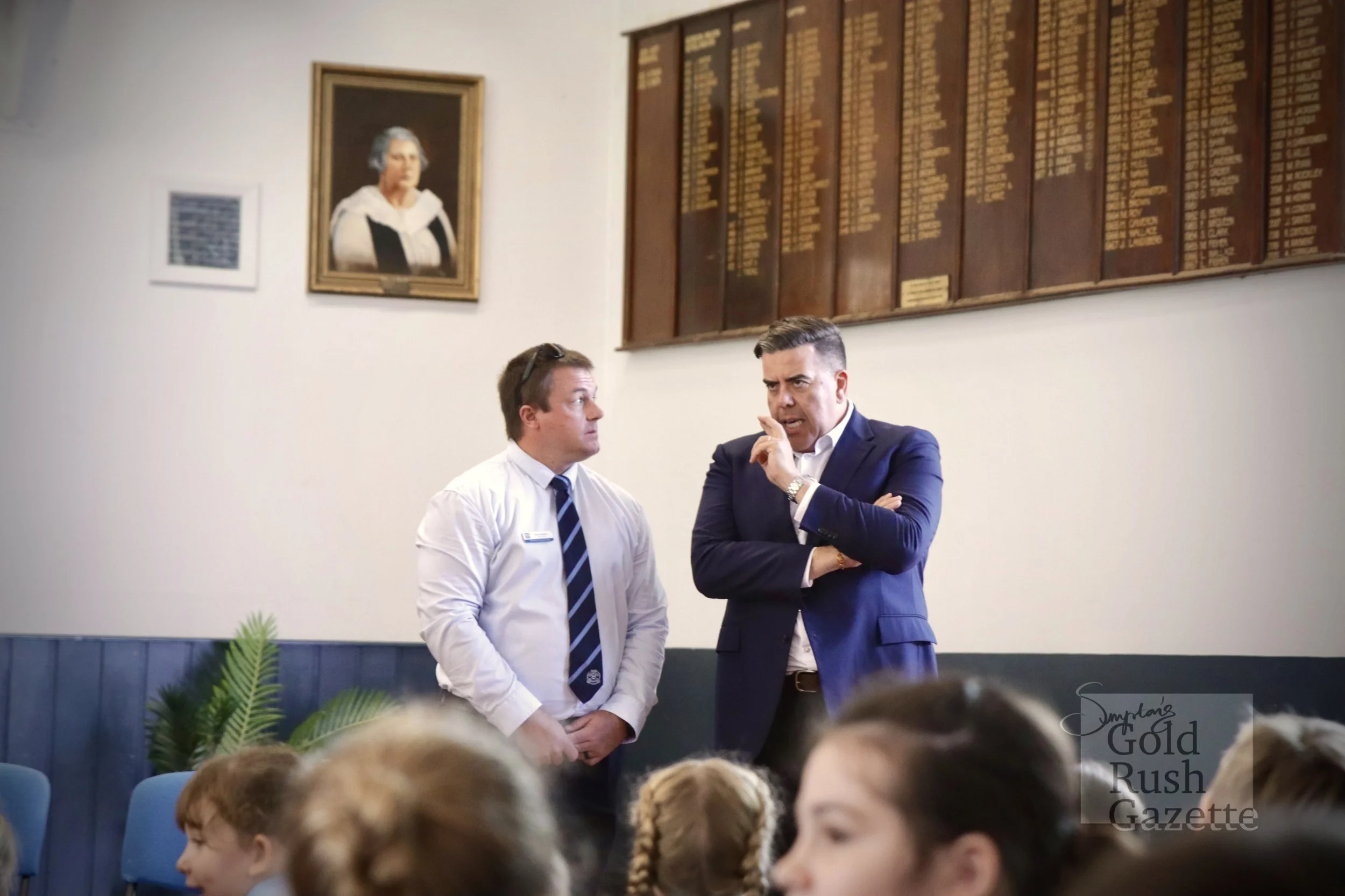 Speaker of the Australian House of Representatives Milton Dick and Kennedy MP Bob Katter, guests at Blackheath and Thornburgh College (2023)