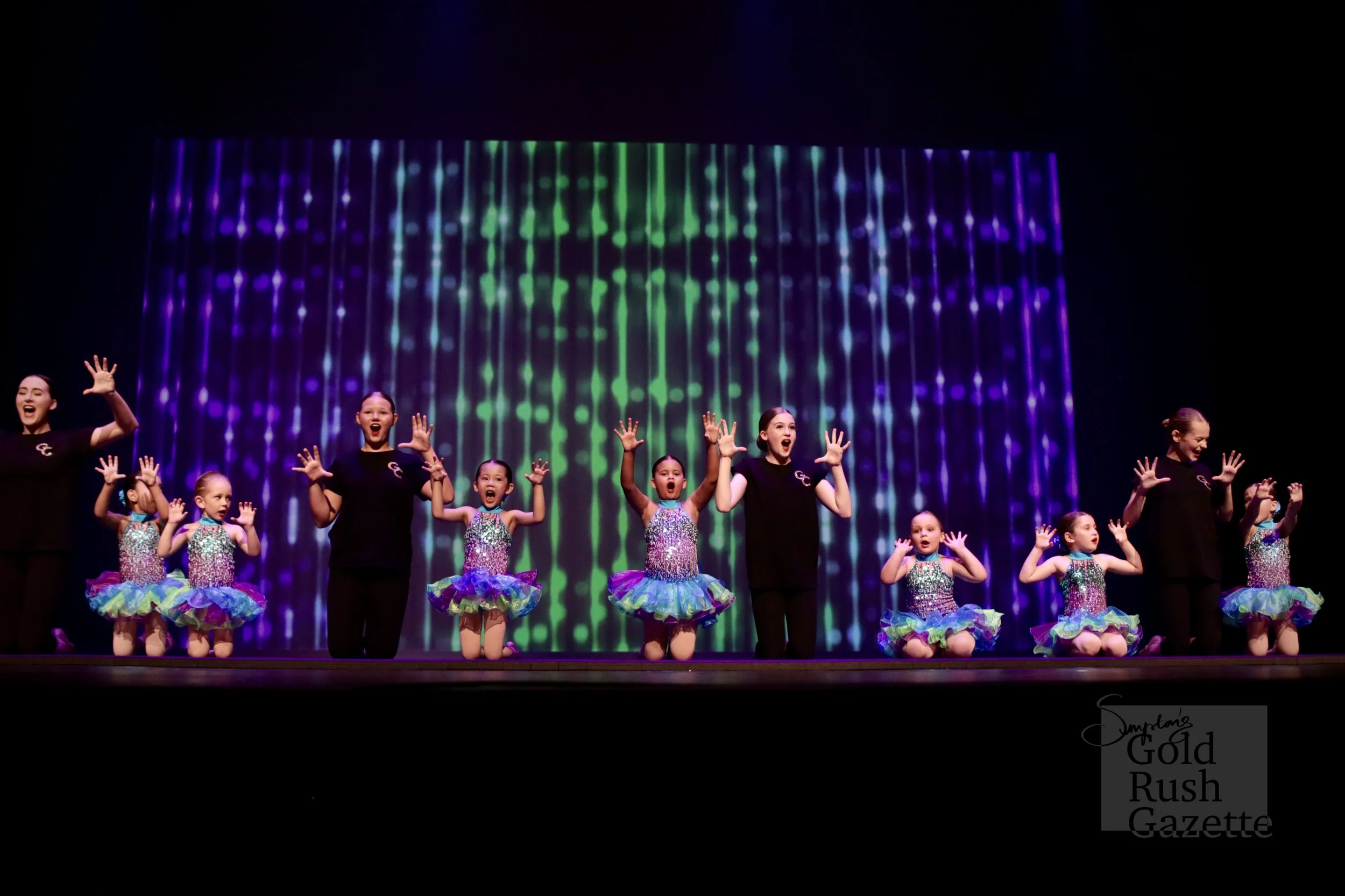 The Gold City Dance Concert 'Mix It Up' at the World Theatre (2022)