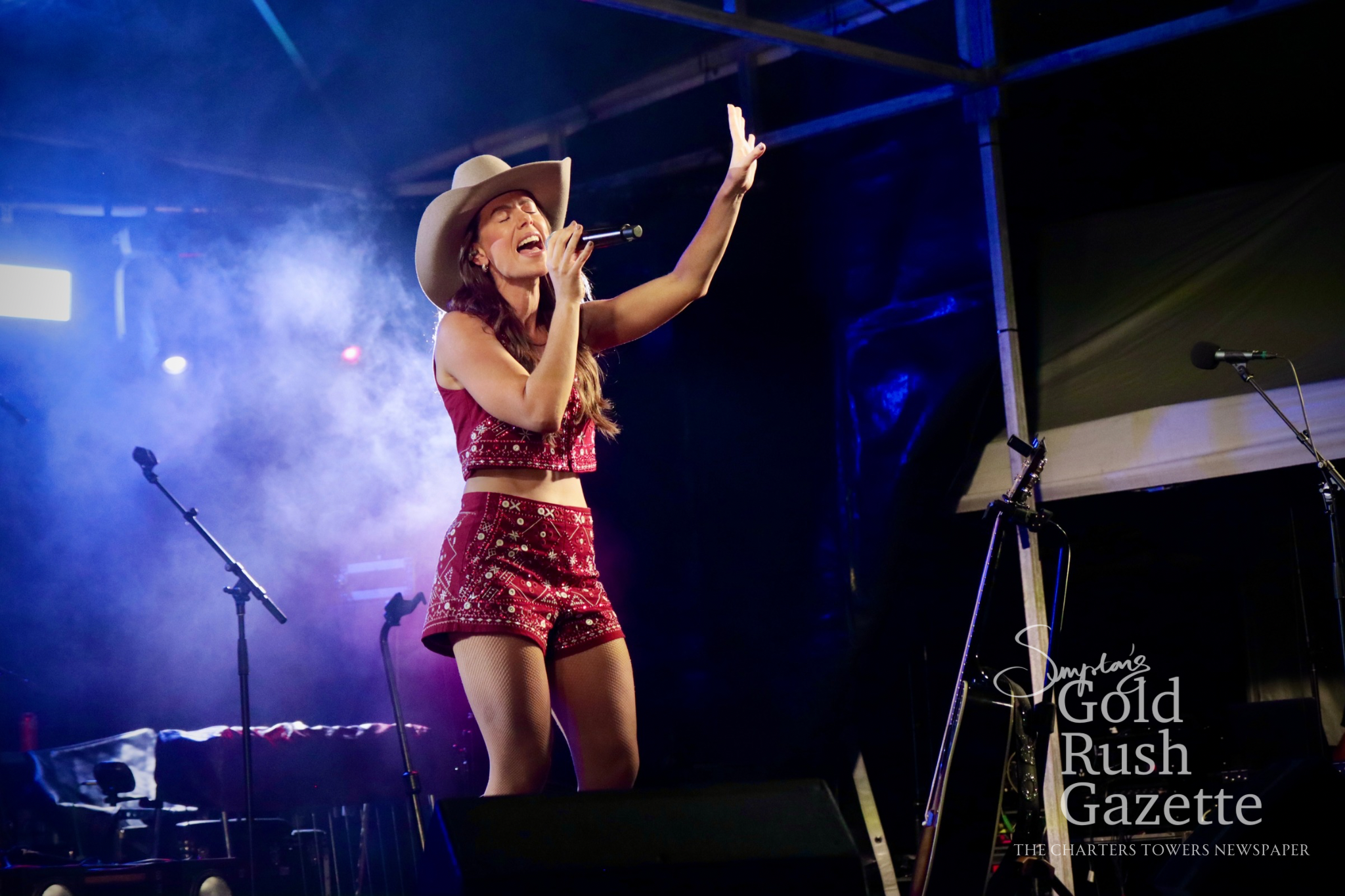 Major Guest Artist Tori Darke’s performance at the 2026 Charters Towers Country Music Festival 