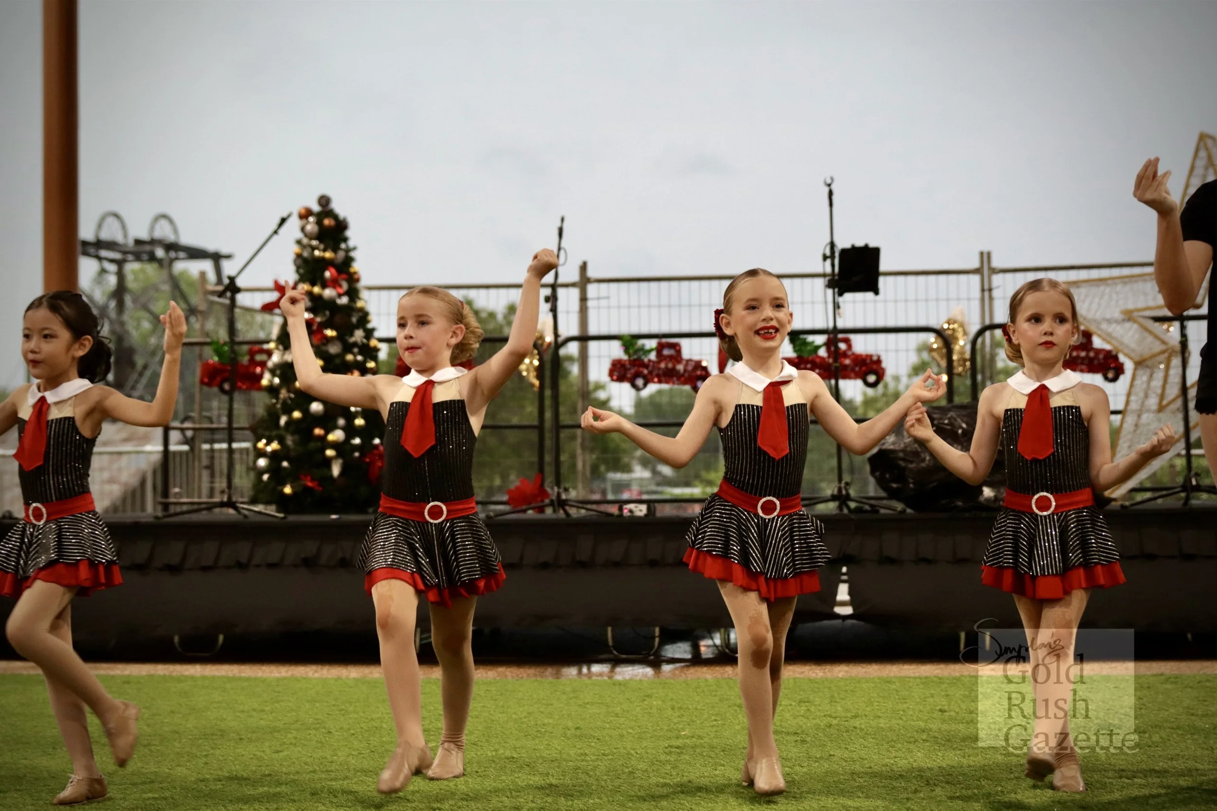 The Goldtower Lights up Christmas and Christmas Markets Event (2023)