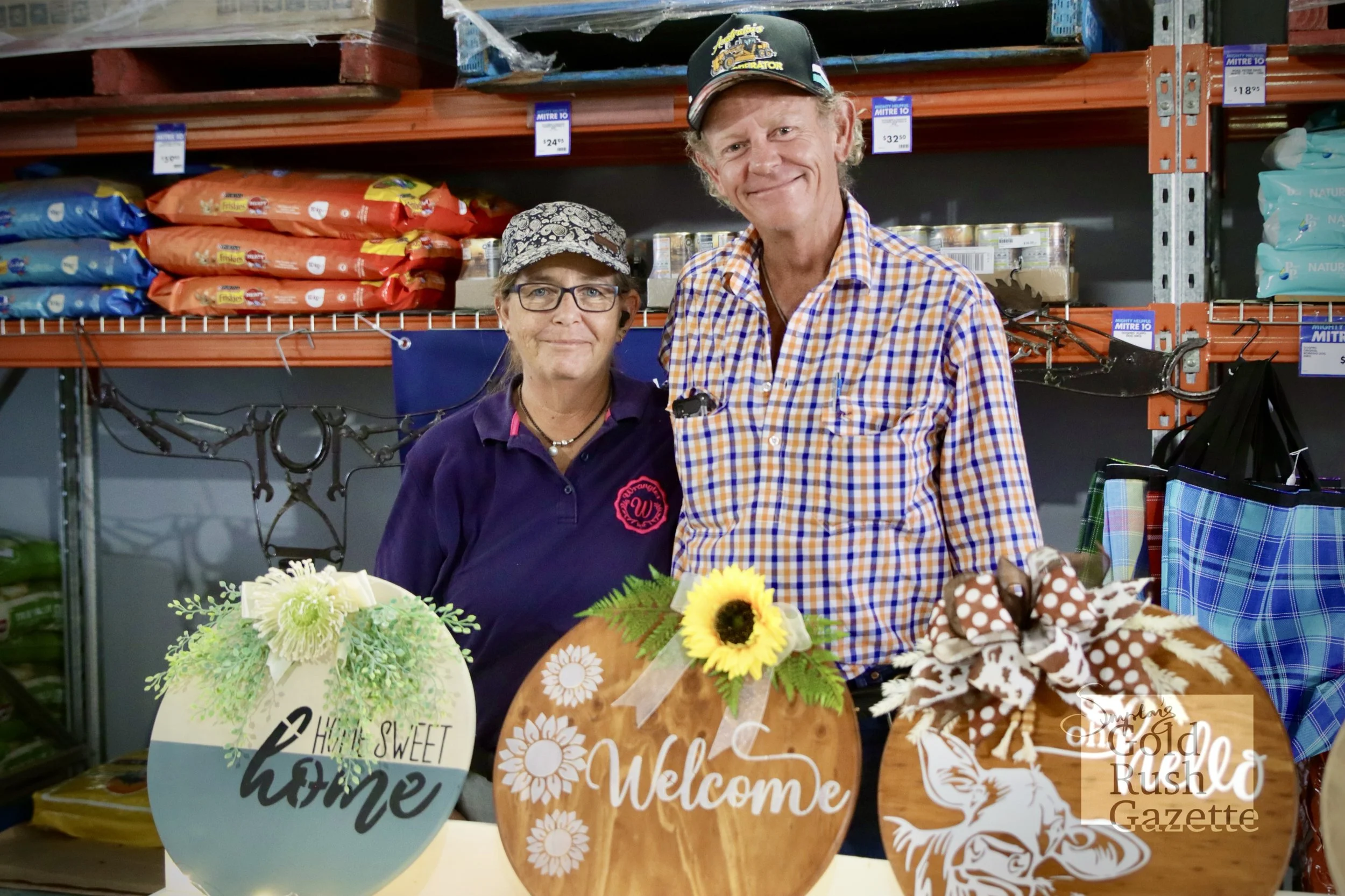 Stalls at the 2024 Hollimans Mitre 10 Christmas Markets at Goldtower Central