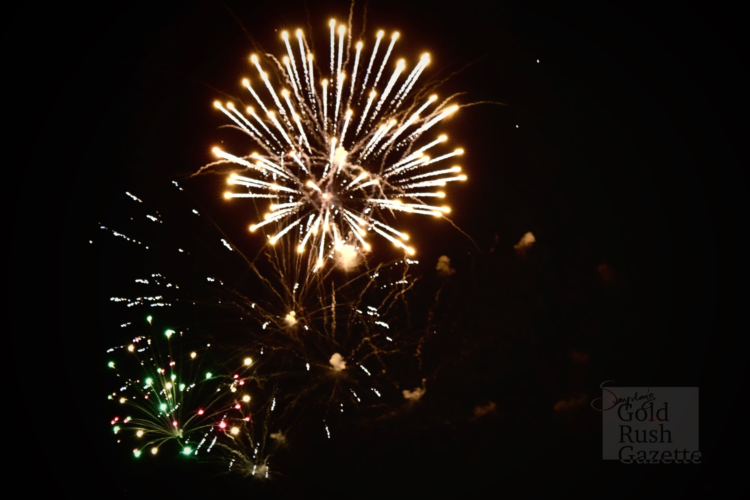 The New Year’s Eve fireworks at Towers Hill organised by the Charters Towers Regional Council (2024)