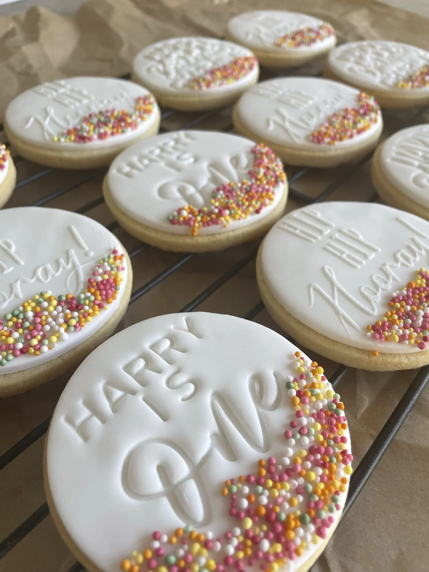 Amelia's Cakes & Bakes