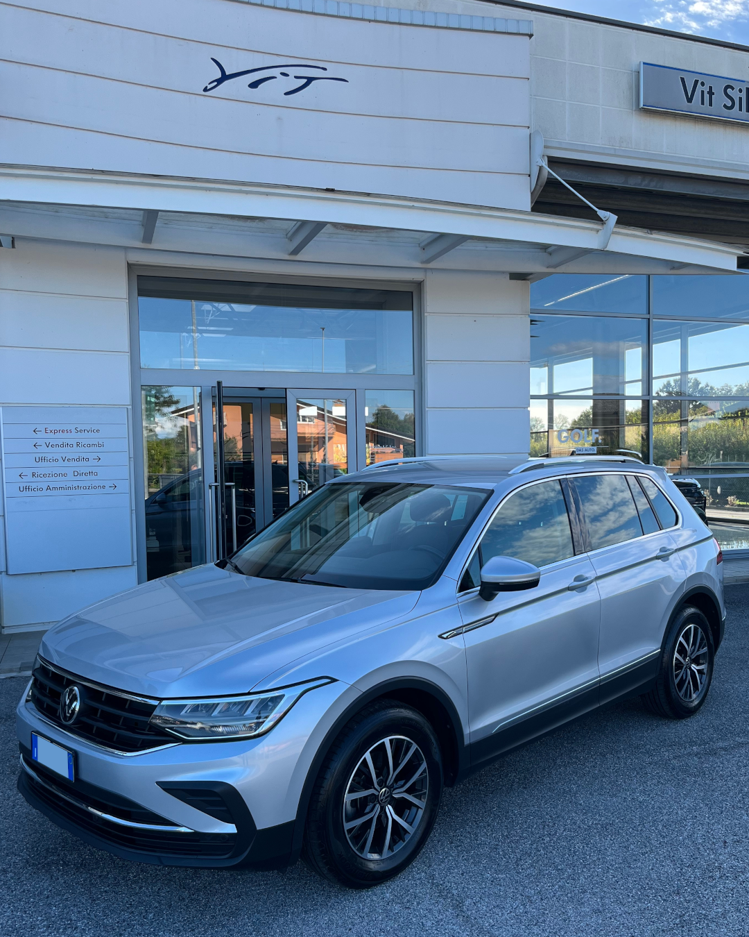 VW Tiguan.png