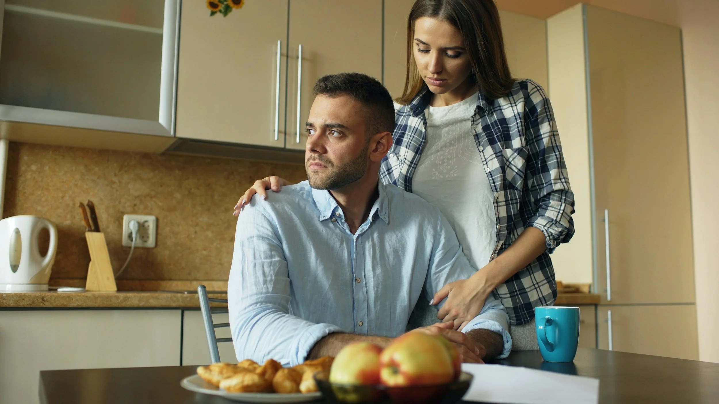 Anxious Attachment in Relationships: Signs and Healing