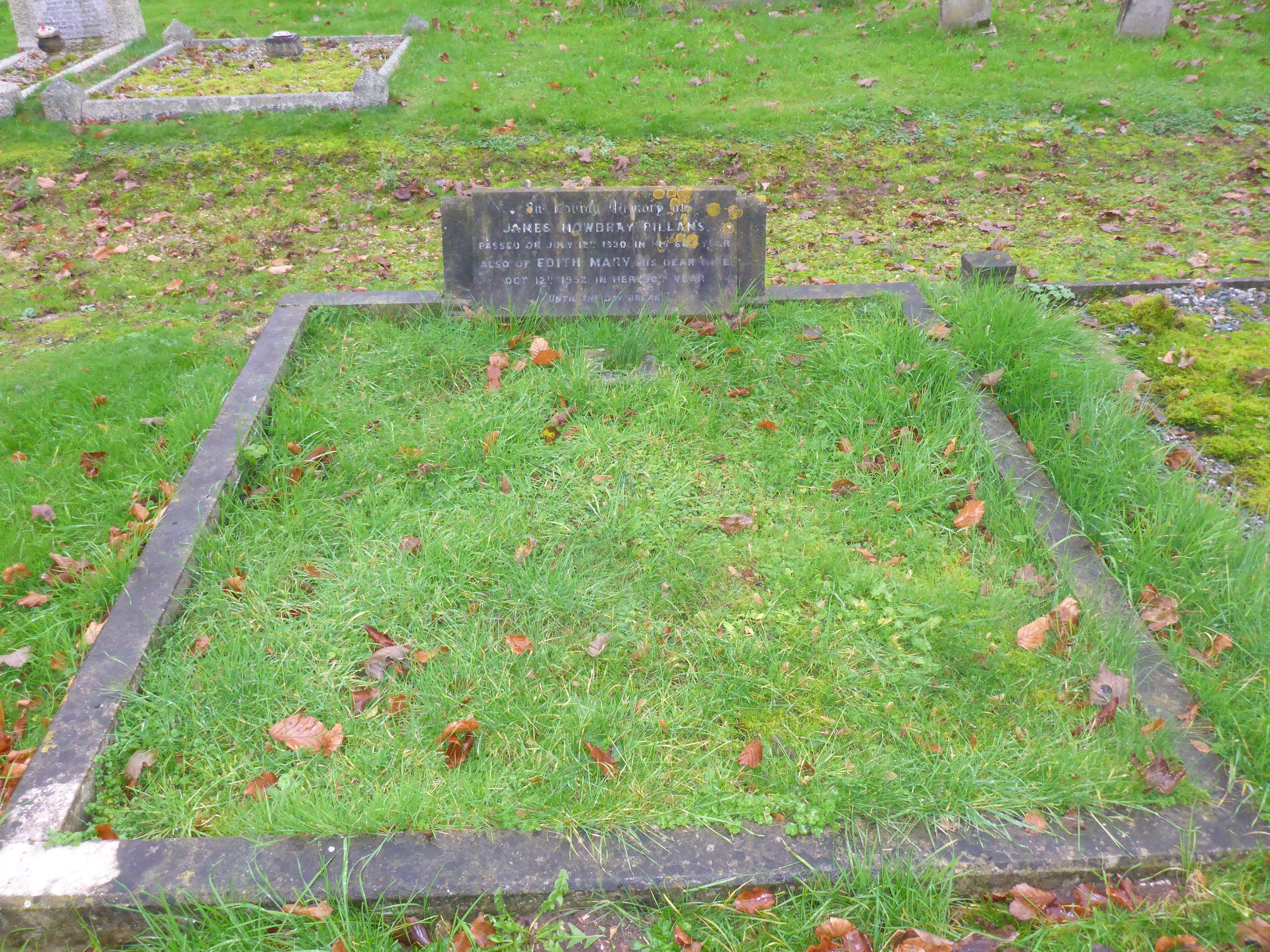 The Pillans plot is a double-width plot next to the path behind the War Memorial. 