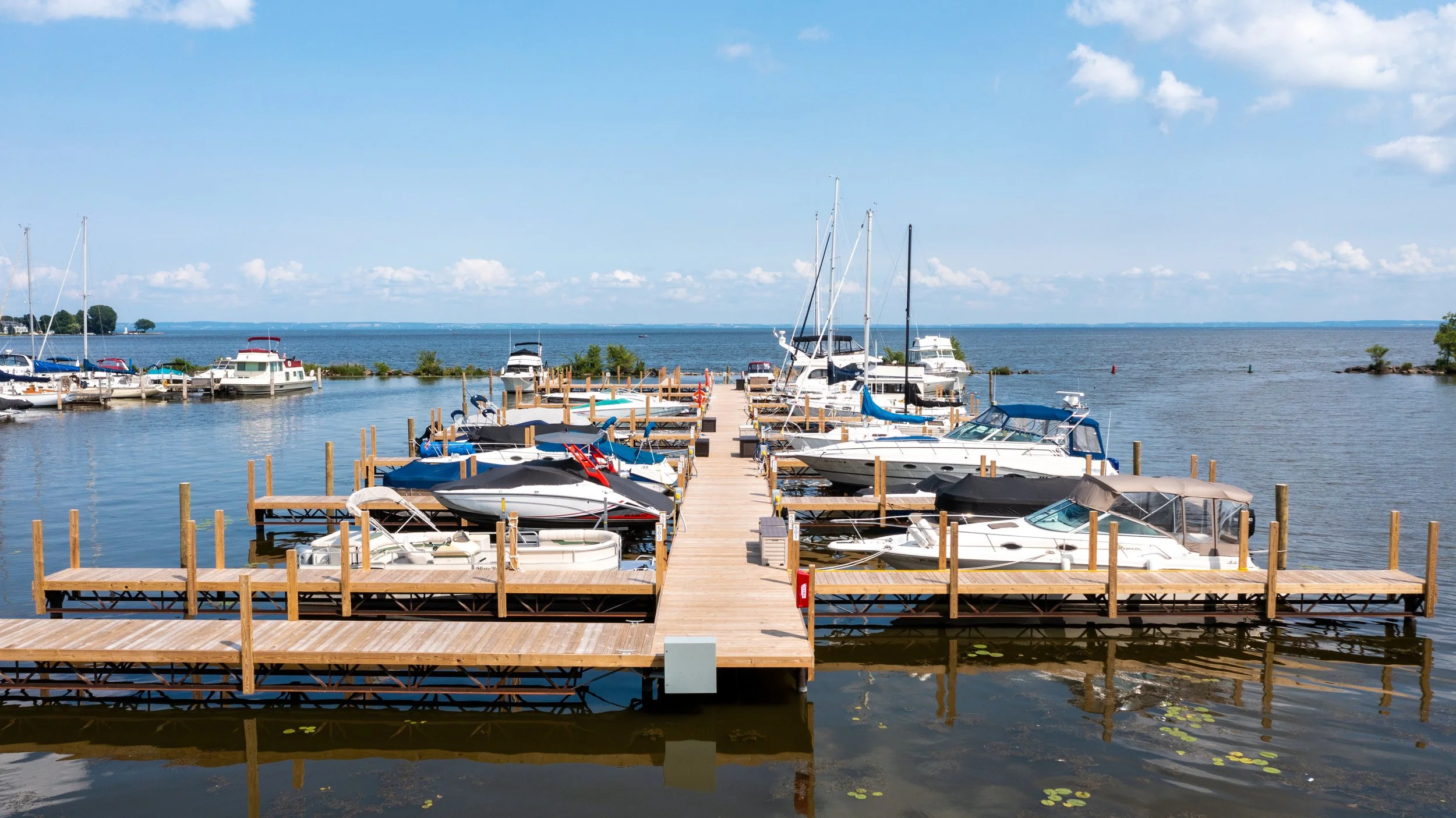 Pioneer Marina, Lake Winnebago and Fox River, Oshkosh WI