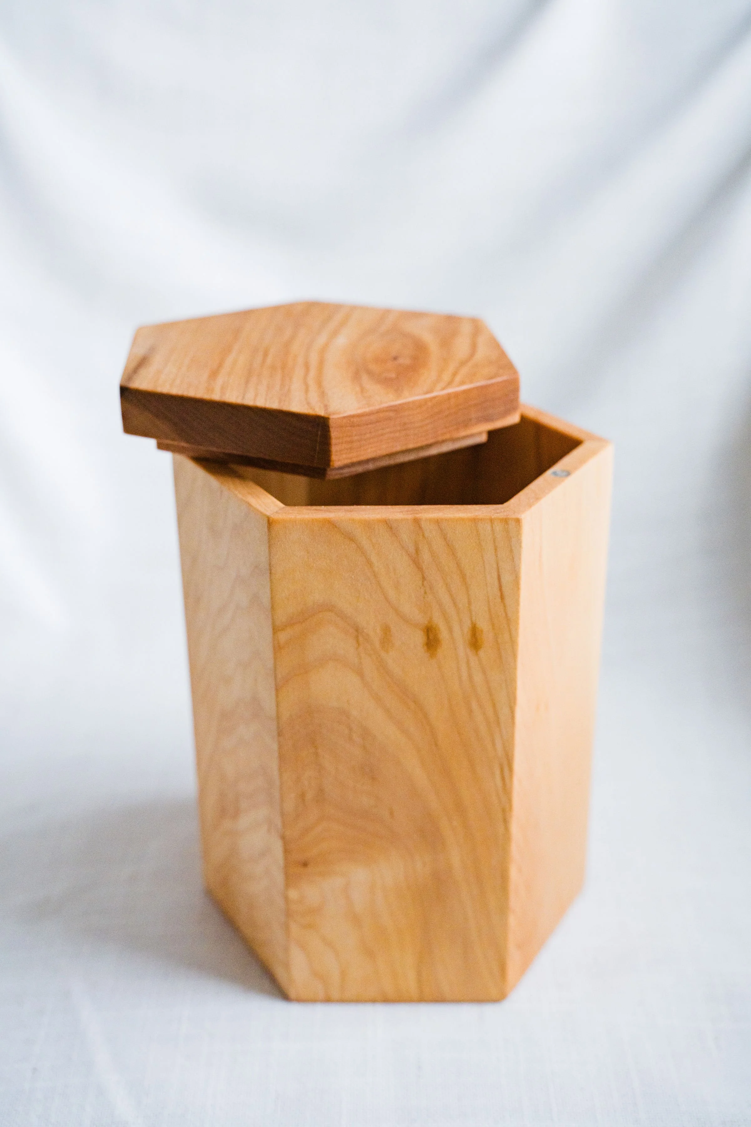 "The Terri" Bean Box - Maple w:Hickory lid 3.jpg