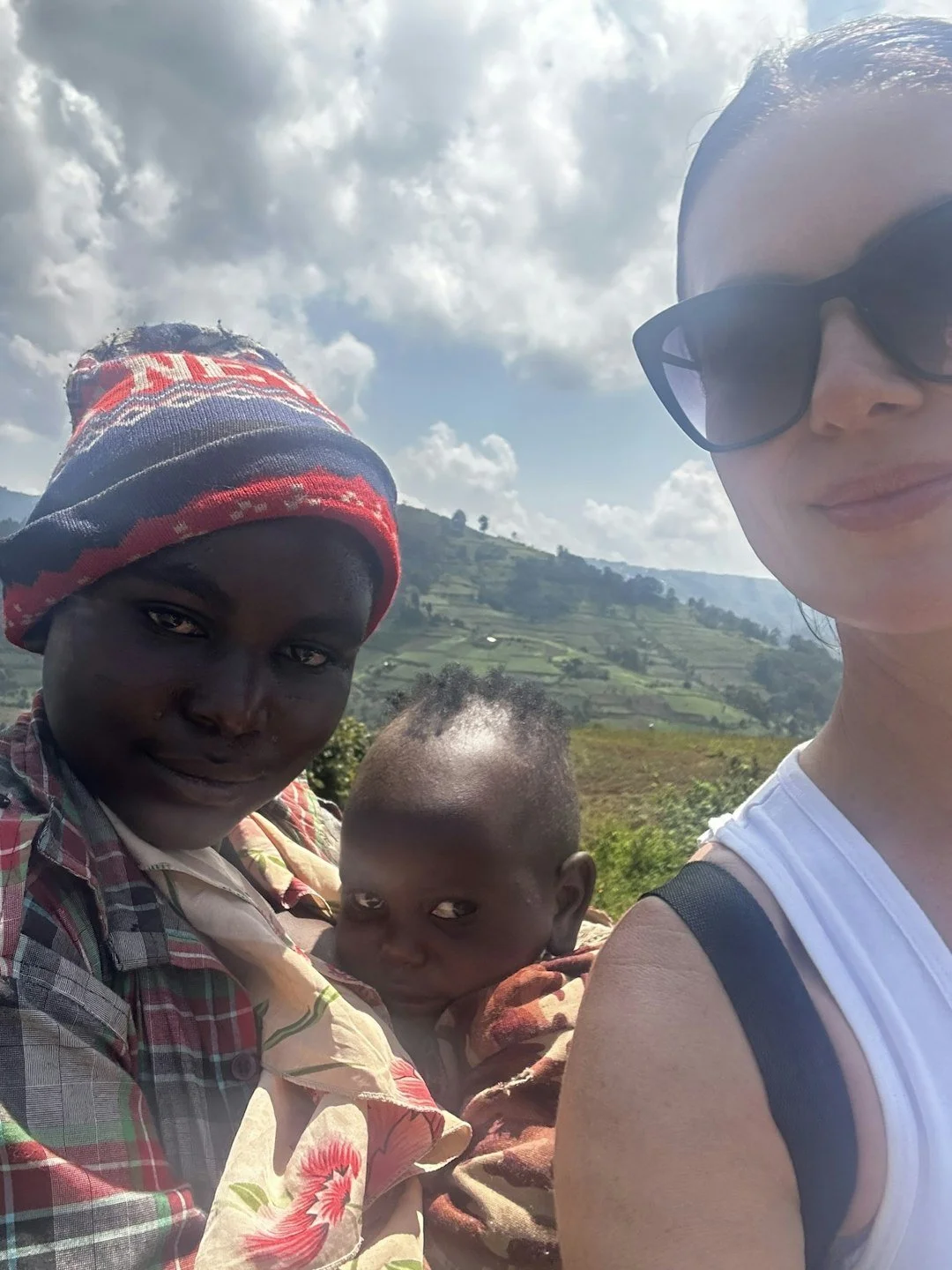 &nbsp;A Pygmy tribe mother &amp; baby