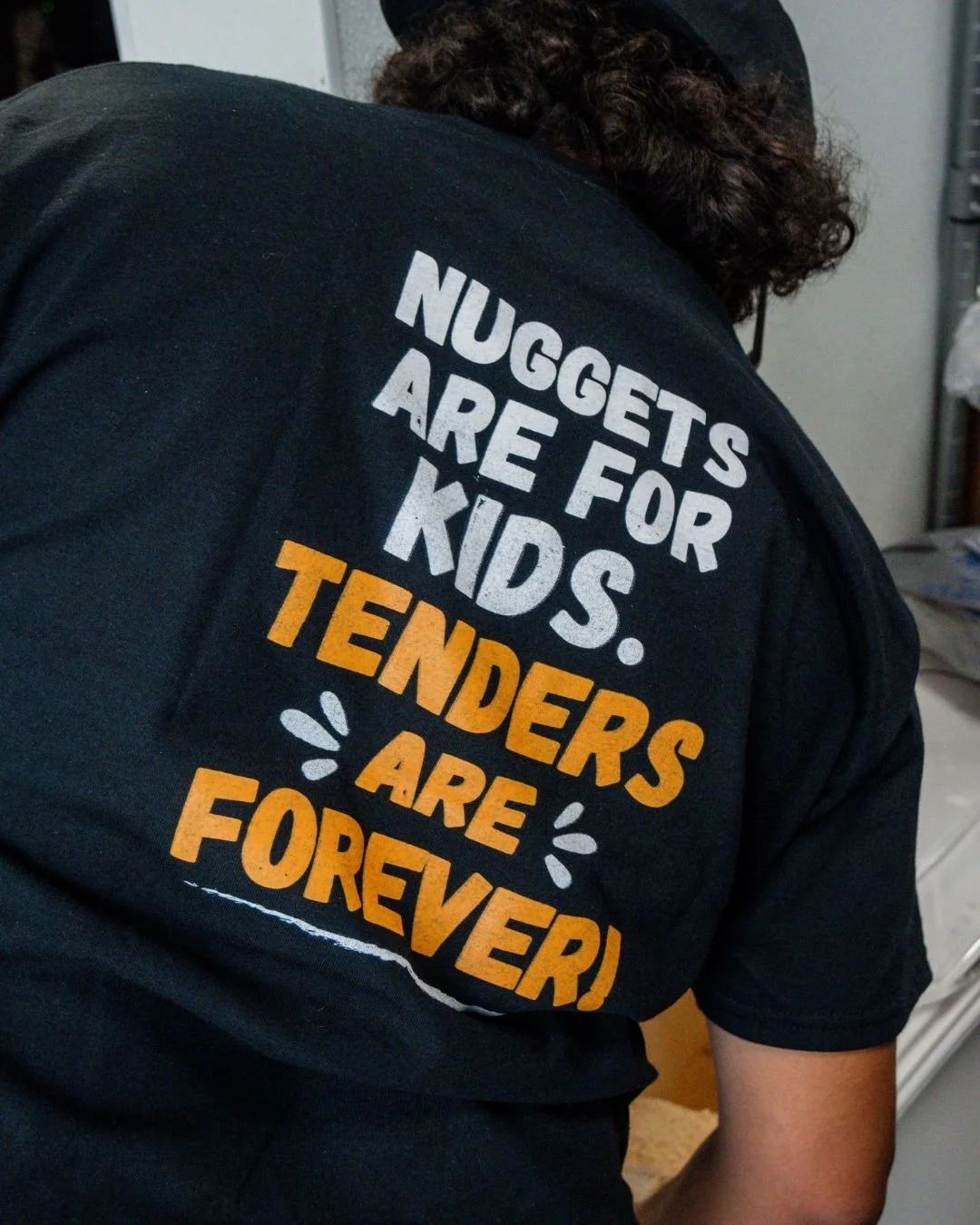 We don&rsquo;t do nuggets.
We do tenders  and we do &lsquo;em right. 🔥 

Charlotte, NC &ndash; @monarchmarketcharlotte
Columbus, OH &ndash; @eastmarket_cbus &amp; @thelittlegrandmarket
Indianapolis, IN &ndash; @thegaragefoodhall
Boise, ID - @warehou