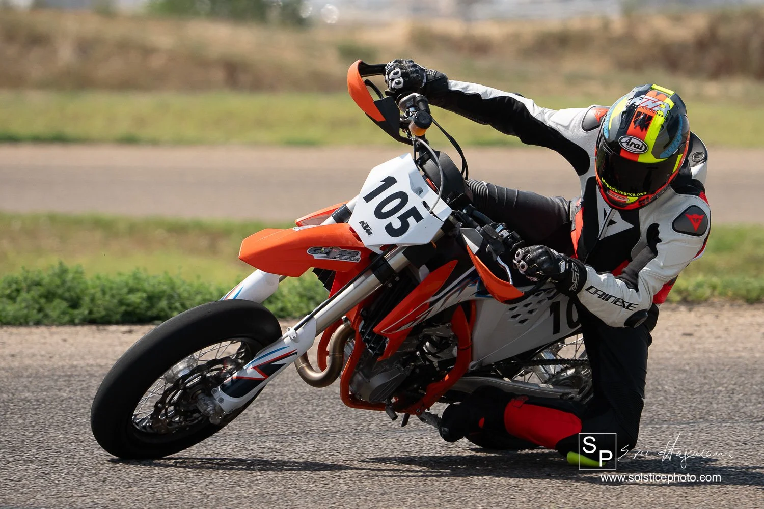20250810-ColoradoSuperMoto-048.forActionSig.jpg