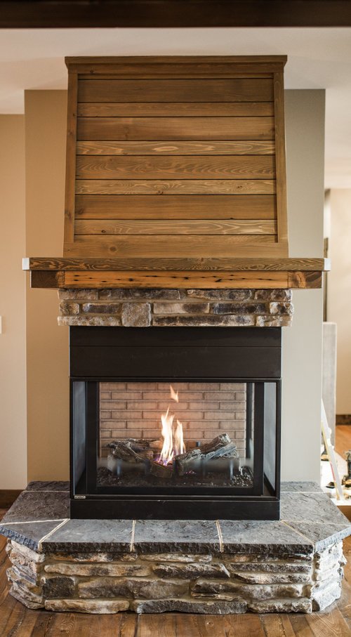 CR FIREPLACE MANTLE.jpg