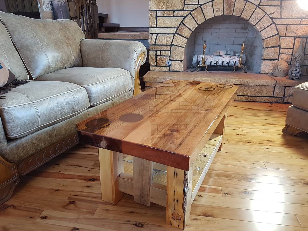 RECLAIMED WOOD COFFEE TABLE