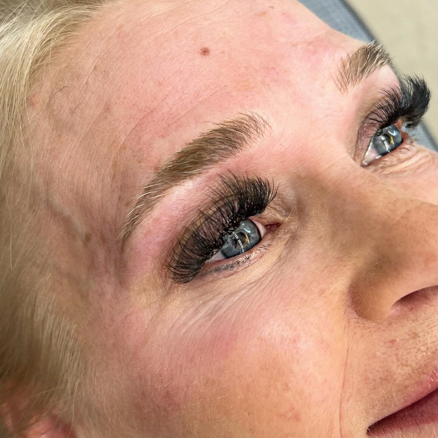 One of the biggest phrases I hear the most of is&hellip;. 
&ldquo;Why didn&rsquo;t I do this sooner?&rdquo;

It&rsquo;s never too late to improve + enhance your brows 🤍

Swipe to see this Gorgeous Lady&rsquo;s Microblading transformation 
.
.
#browt