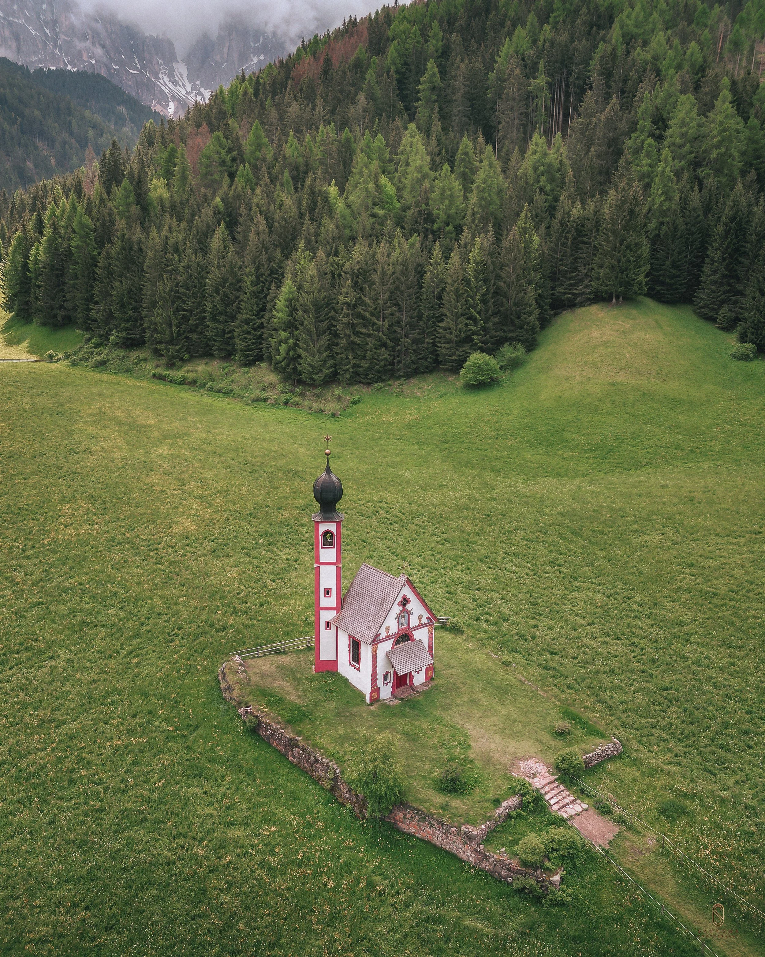 DOLOMITES_3.jpg