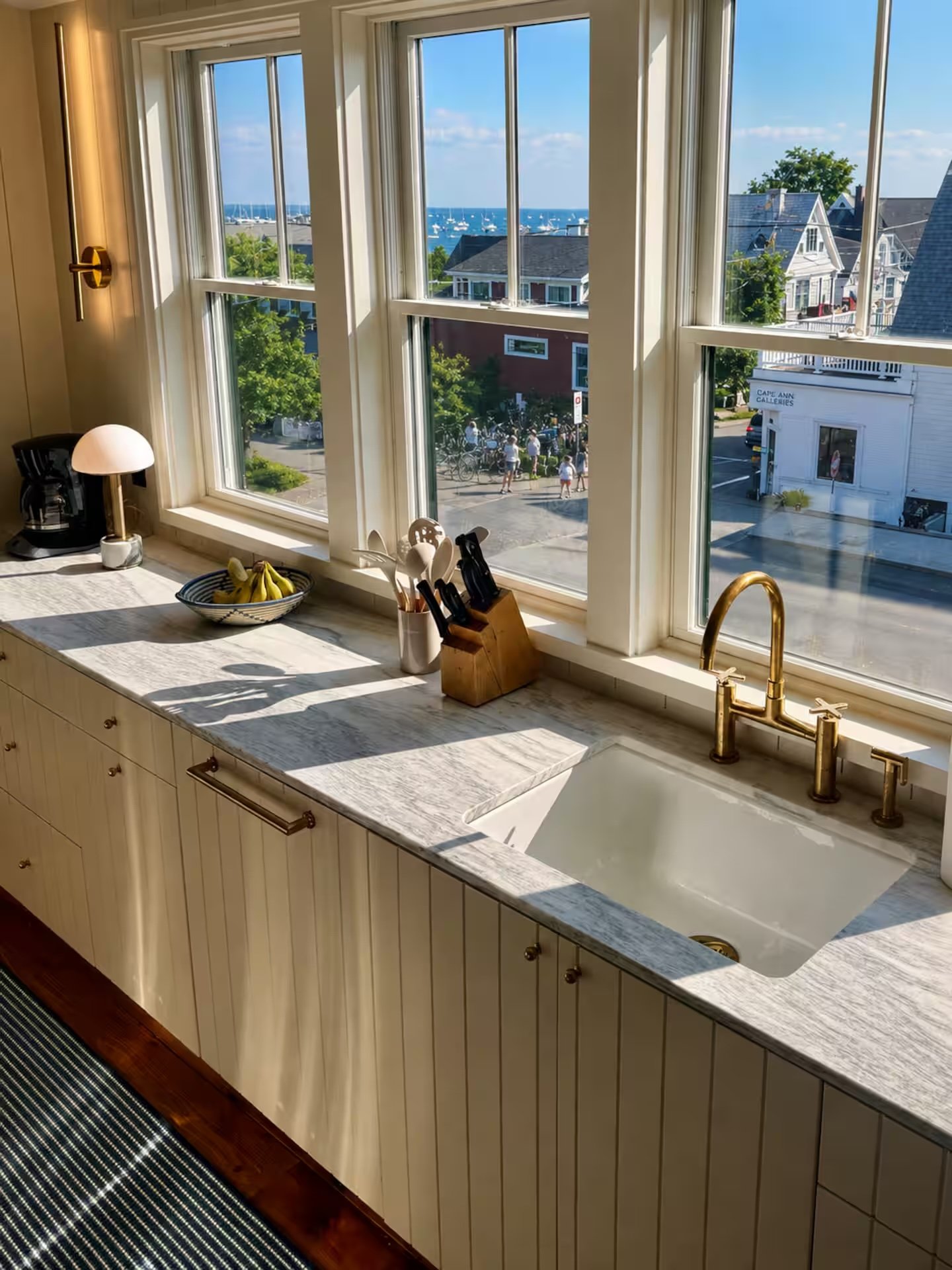 Kitchen 2.jpg