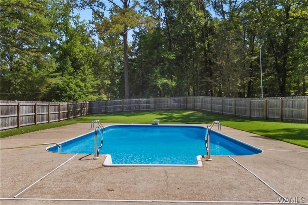Pool View 2.jpeg
