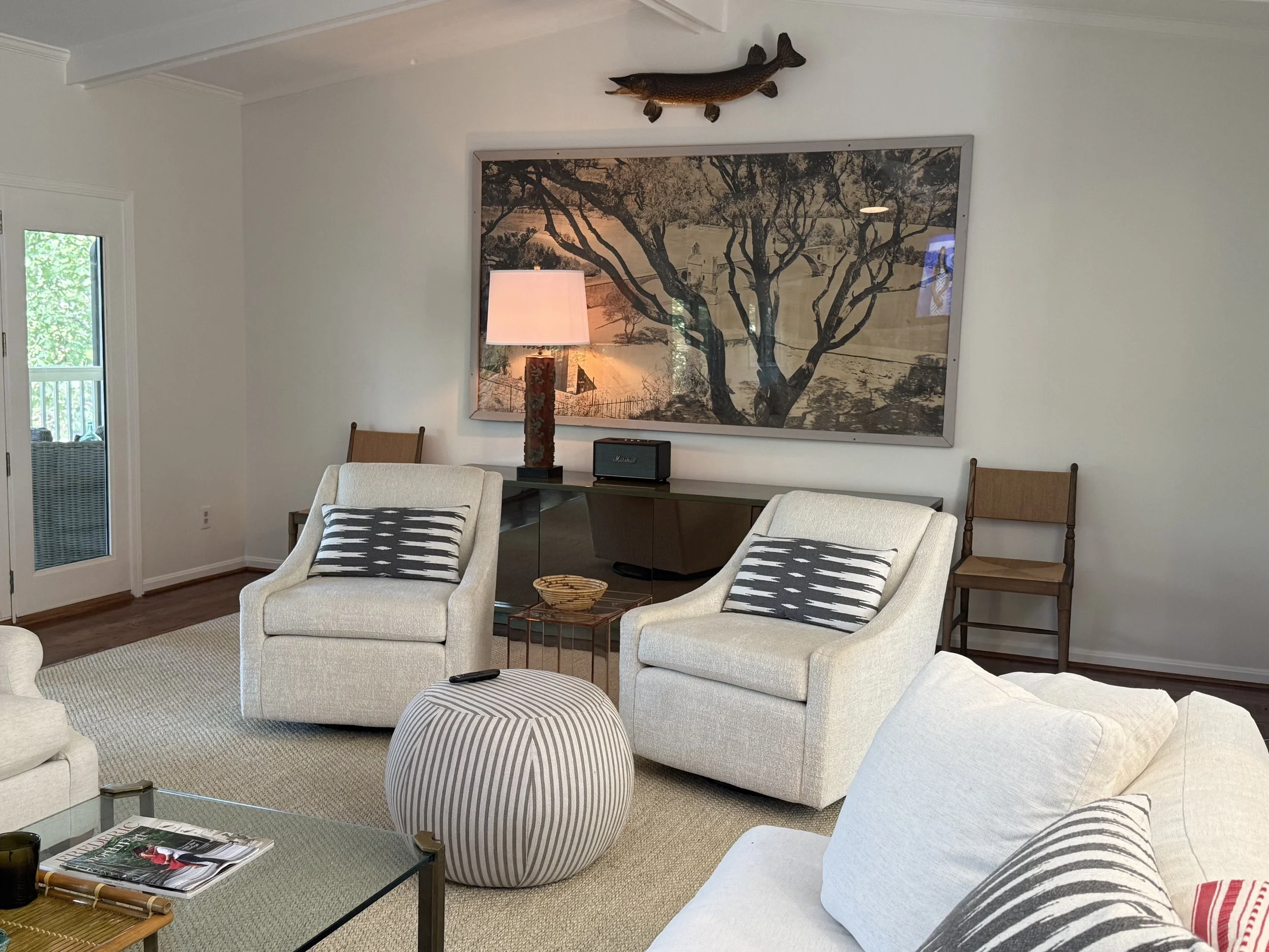 Living Room 2.jpg