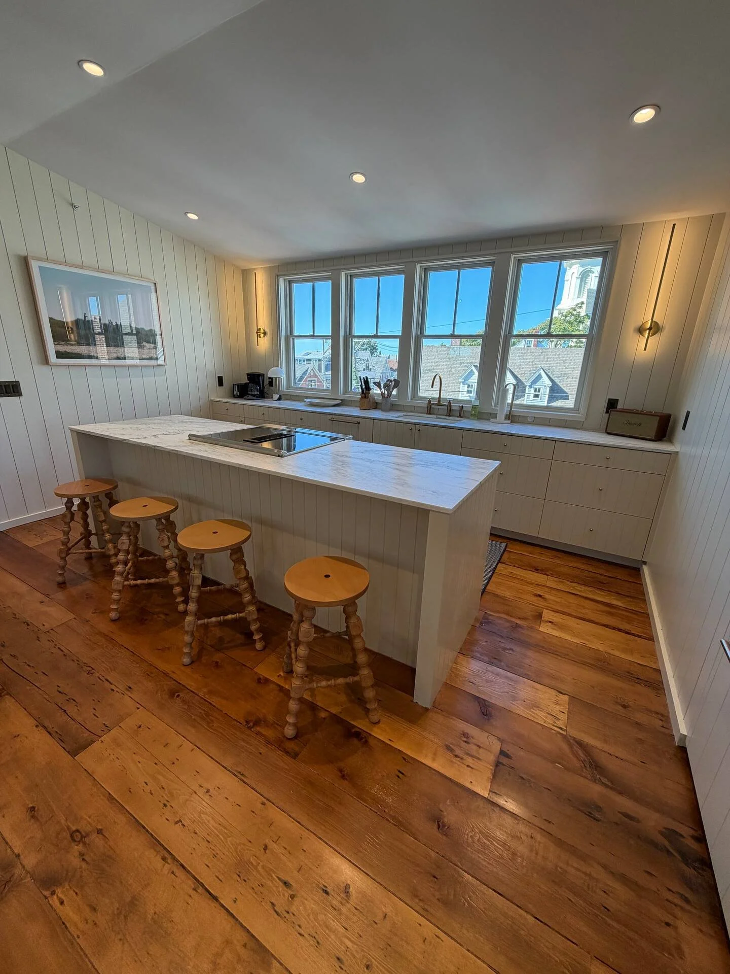 Kitchen 2.jpeg